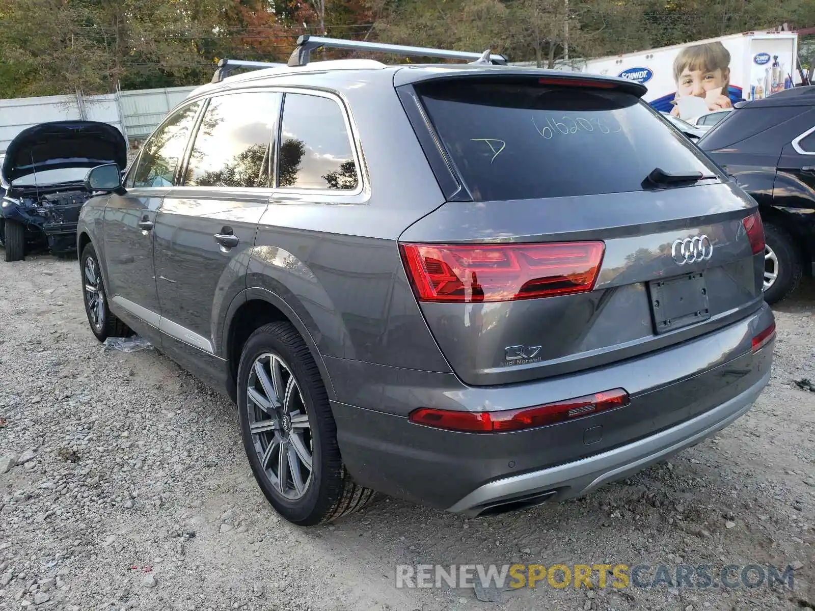 3 Фотография поврежденного автомобиля WA1LHAF79KD044603 AUDI Q7 2019