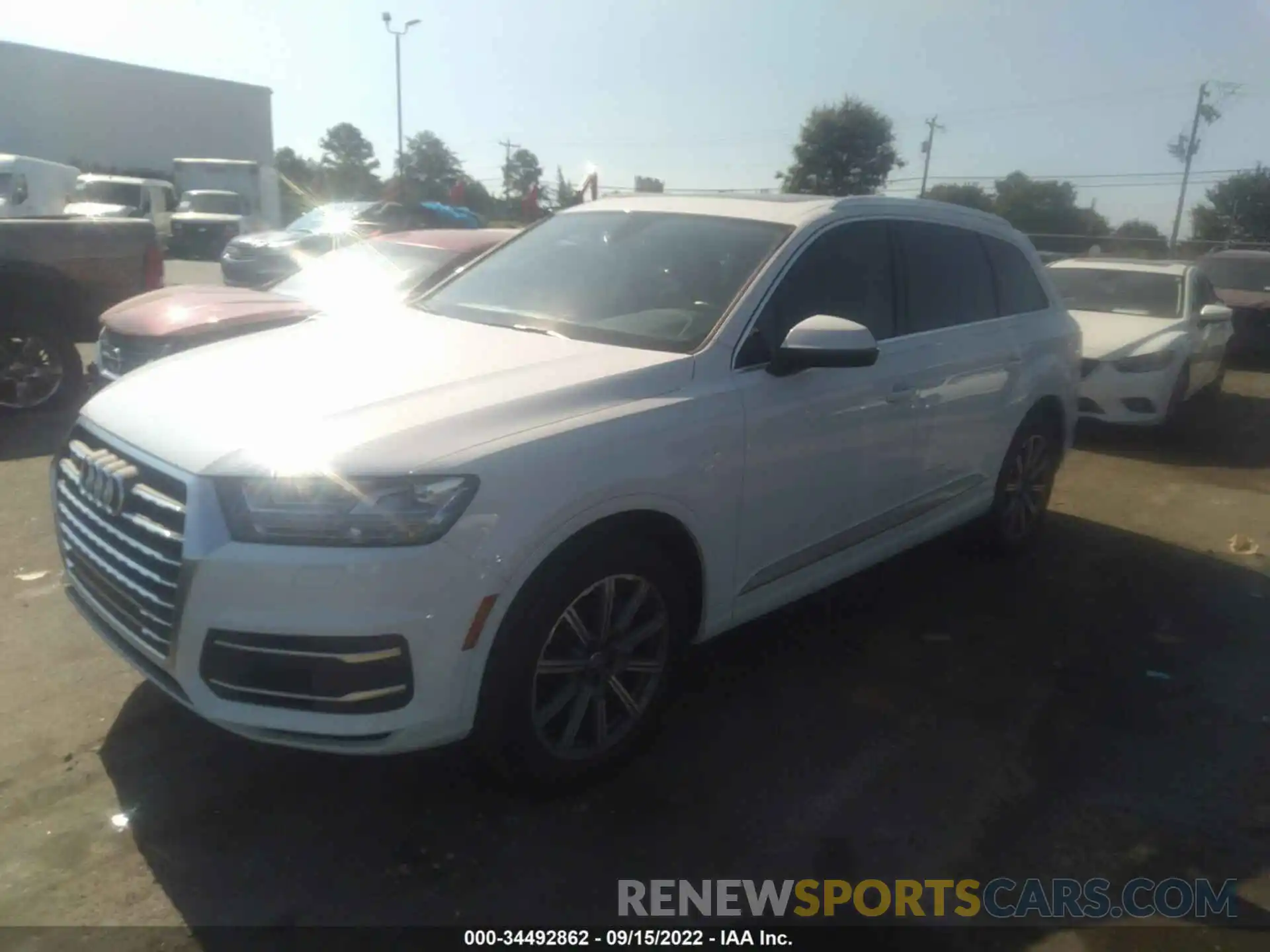 2 Photograph of a damaged car WA1LHAF79KD045637 AUDI Q7 2019