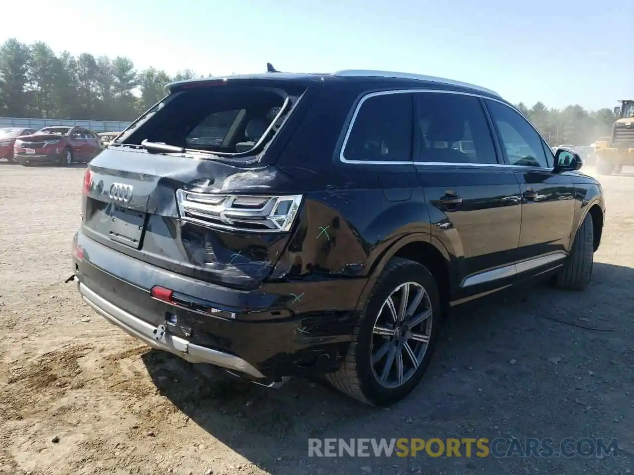 4 Photograph of a damaged car WA1LHAF7XKD019385 AUDI Q7 2019