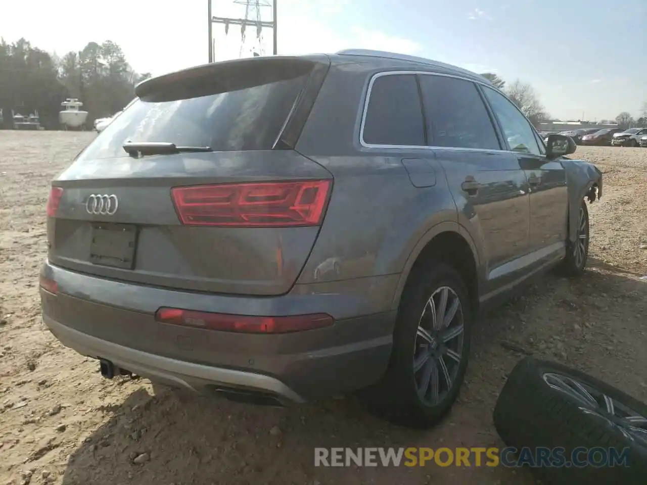 4 Фотография поврежденного автомобиля WA1LHAF7XKD024781 AUDI Q7 2019