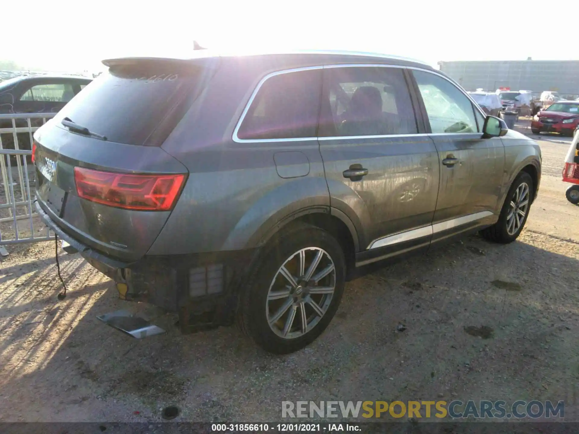 4 Photograph of a damaged car WA1LHAF7XKD039510 AUDI Q7 2019