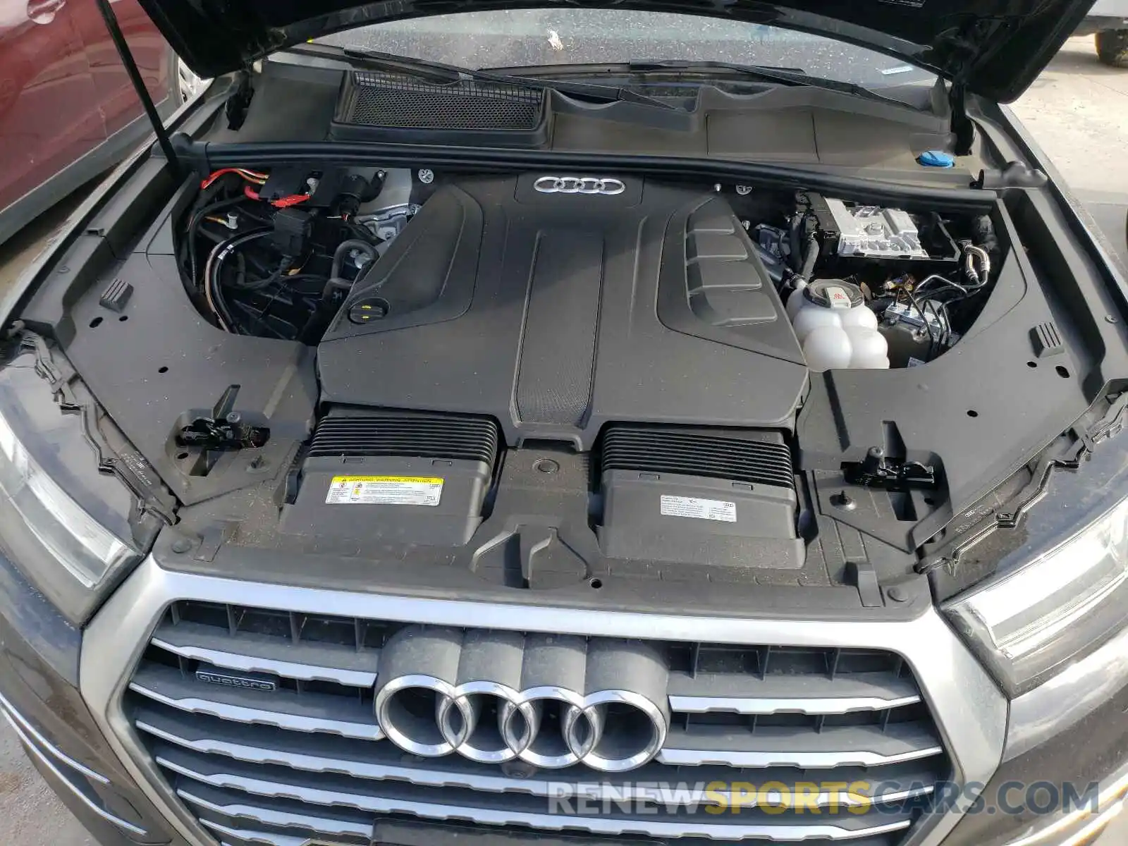 7 Photograph of a damaged car WA1LHAF7XKD042312 AUDI Q7 2019