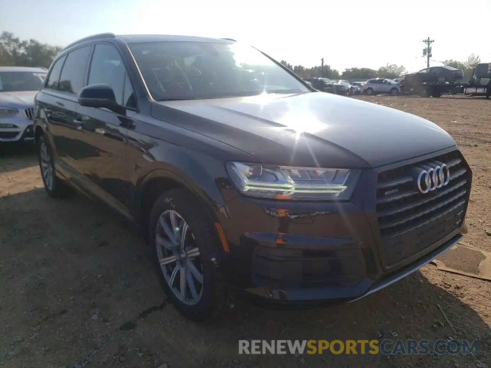 1 Фотография поврежденного автомобиля WA1LHAF7XKD042830 AUDI Q7 2019