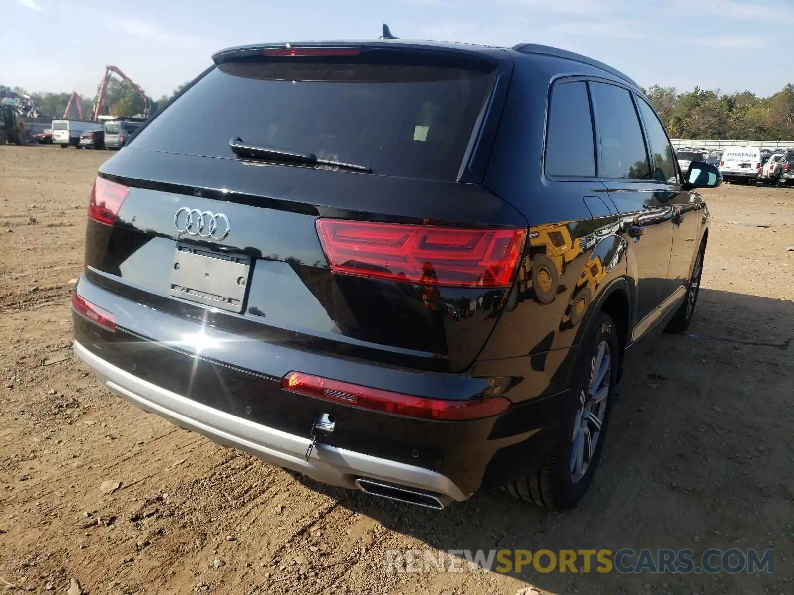 4 Фотография поврежденного автомобиля WA1LHAF7XKD042830 AUDI Q7 2019