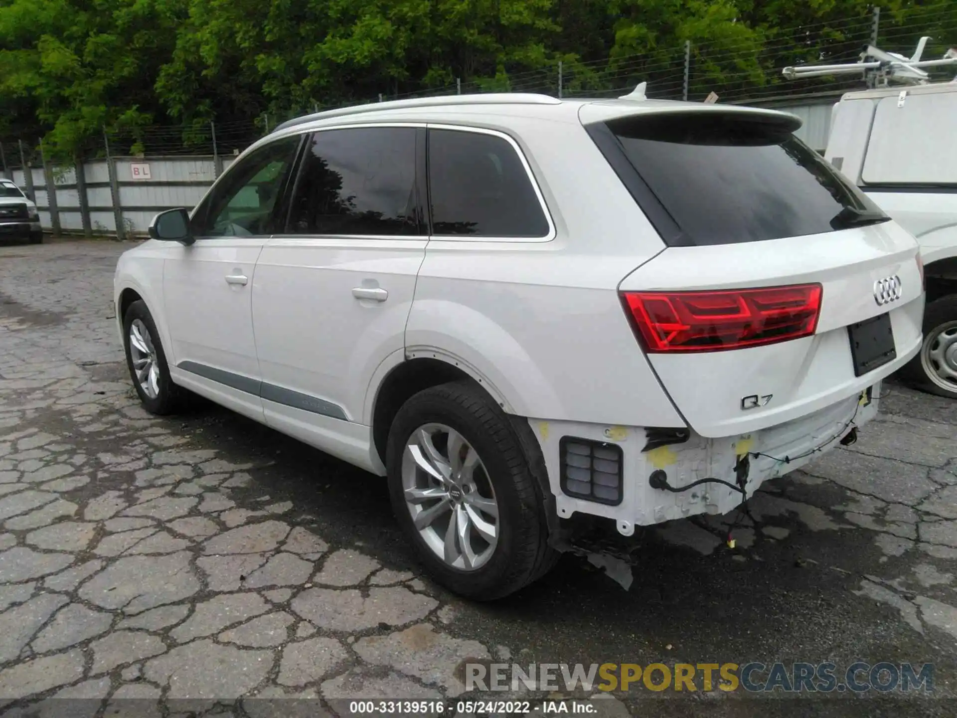 3 Фотография поврежденного автомобиля WA1LHBF76KD018708 AUDI Q7 2019