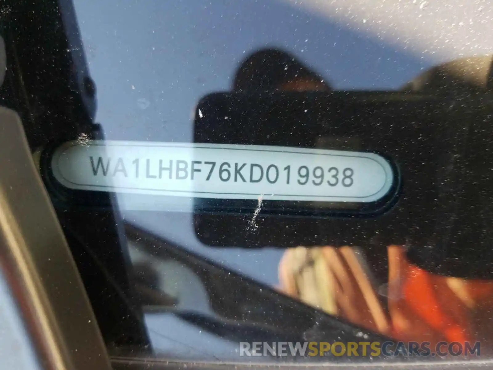 10 Photograph of a damaged car WA1LHBF76KD019938 AUDI Q7 2019