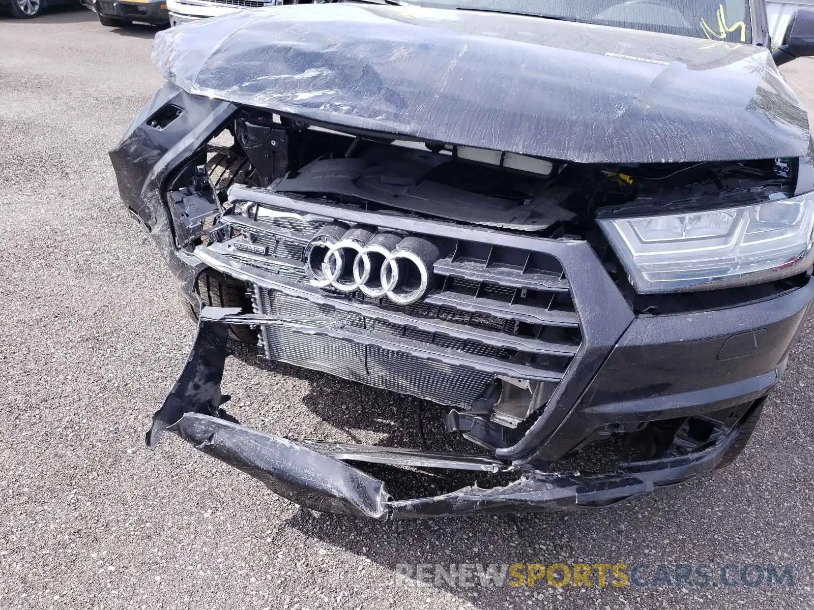 9 Photograph of a damaged car WA1MAAF77KD000351 AUDI Q7 2019