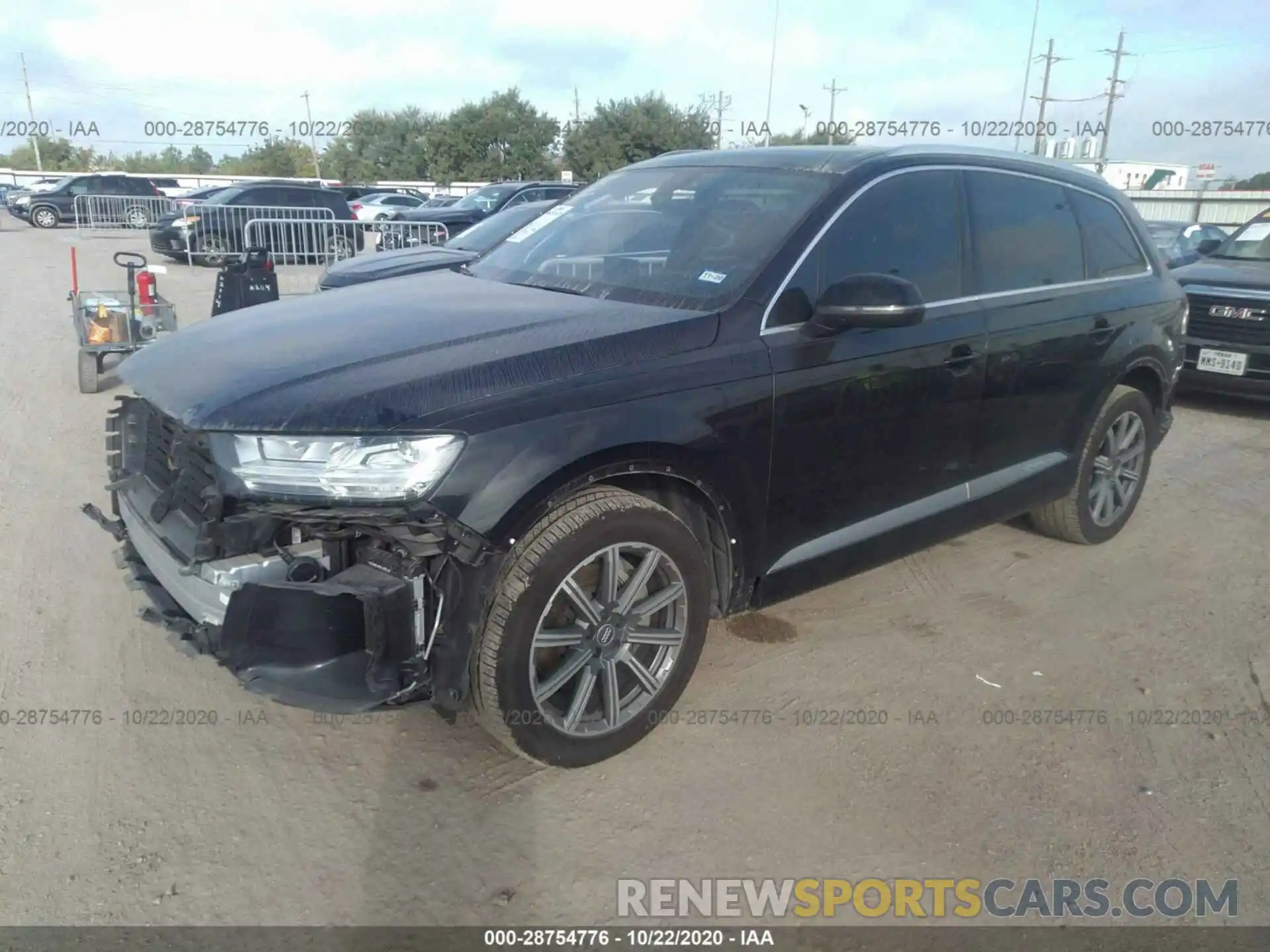 2 Photograph of a damaged car WA1VAAF70KD004925 AUDI Q7 2019