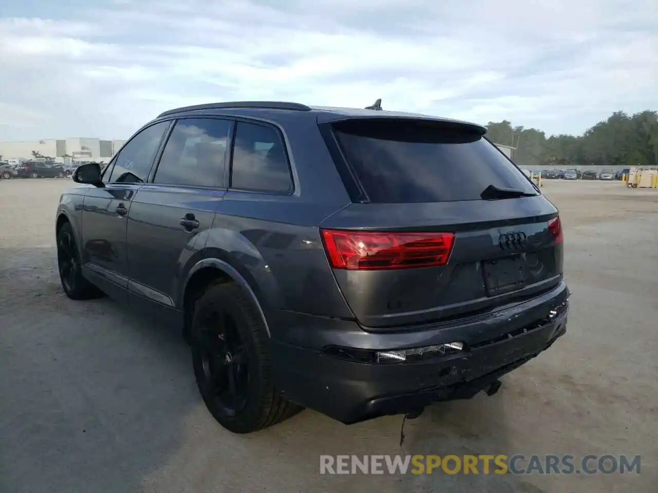 3 Photograph of a damaged car WA1VAAF70KD015472 AUDI Q7 2019