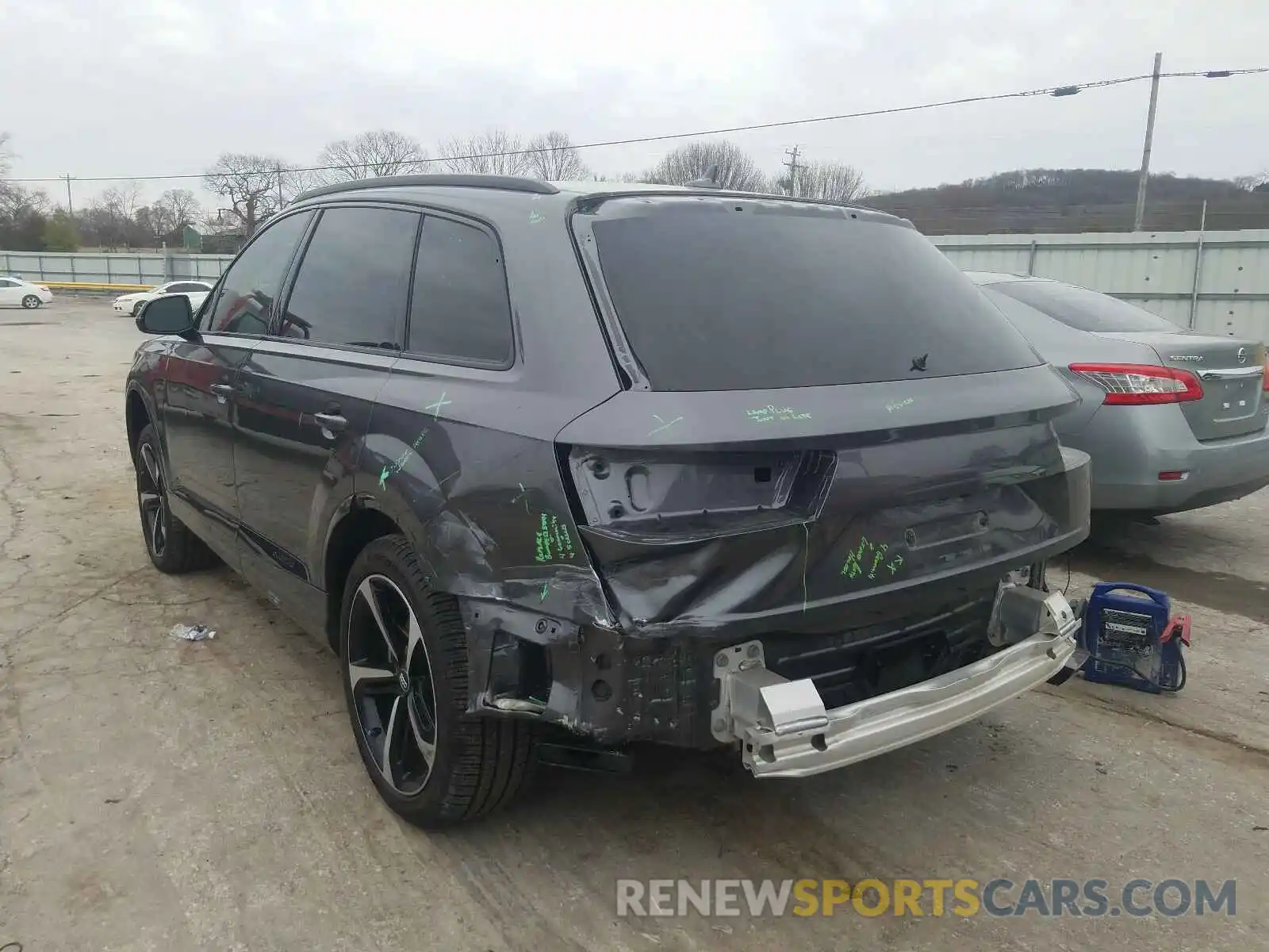3 Photograph of a damaged car WA1VAAF70KD022373 AUDI Q7 2019