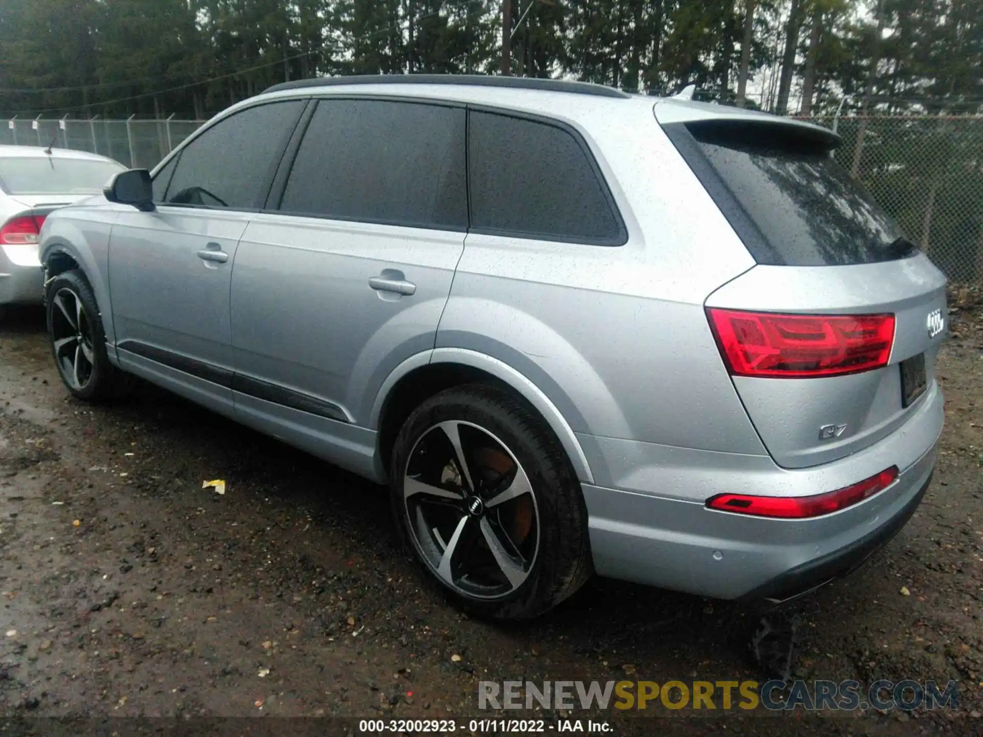 3 Photograph of a damaged car WA1VAAF70KD022390 AUDI Q7 2019