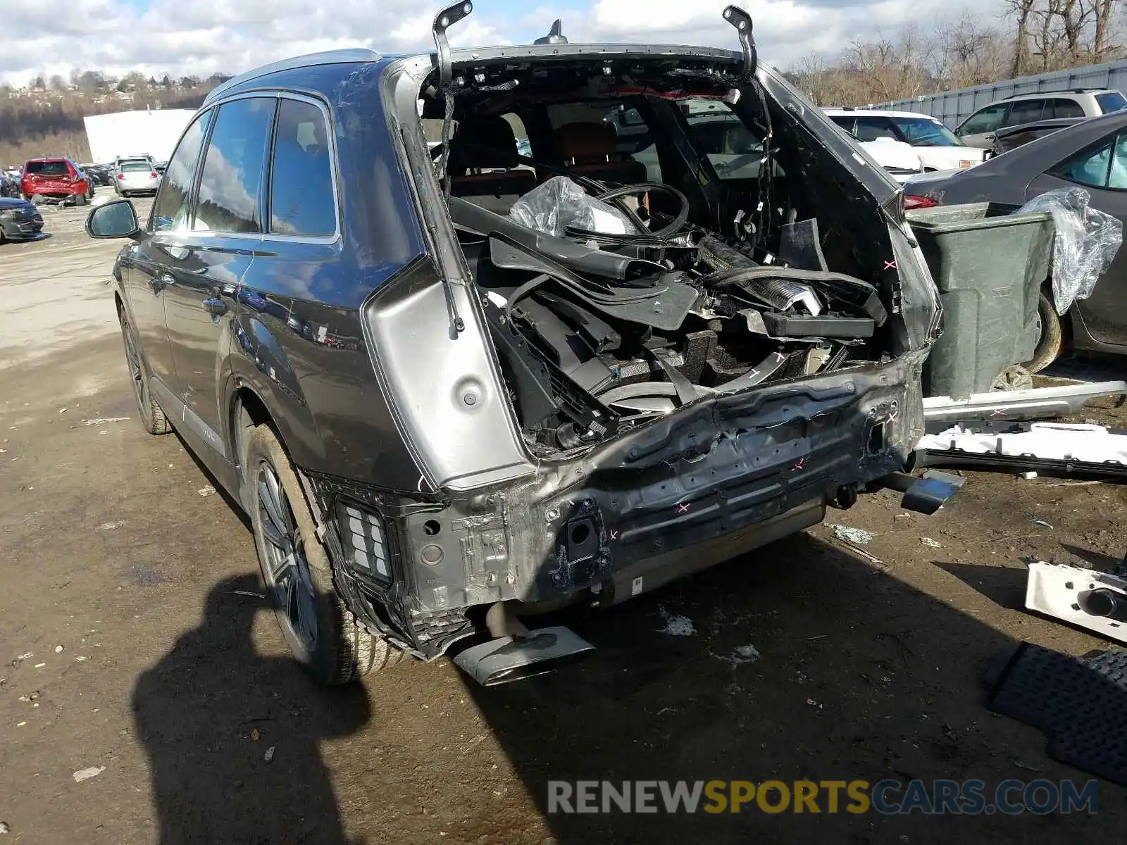 9 Photograph of a damaged car WA1VAAF70KD028111 AUDI Q7 2019