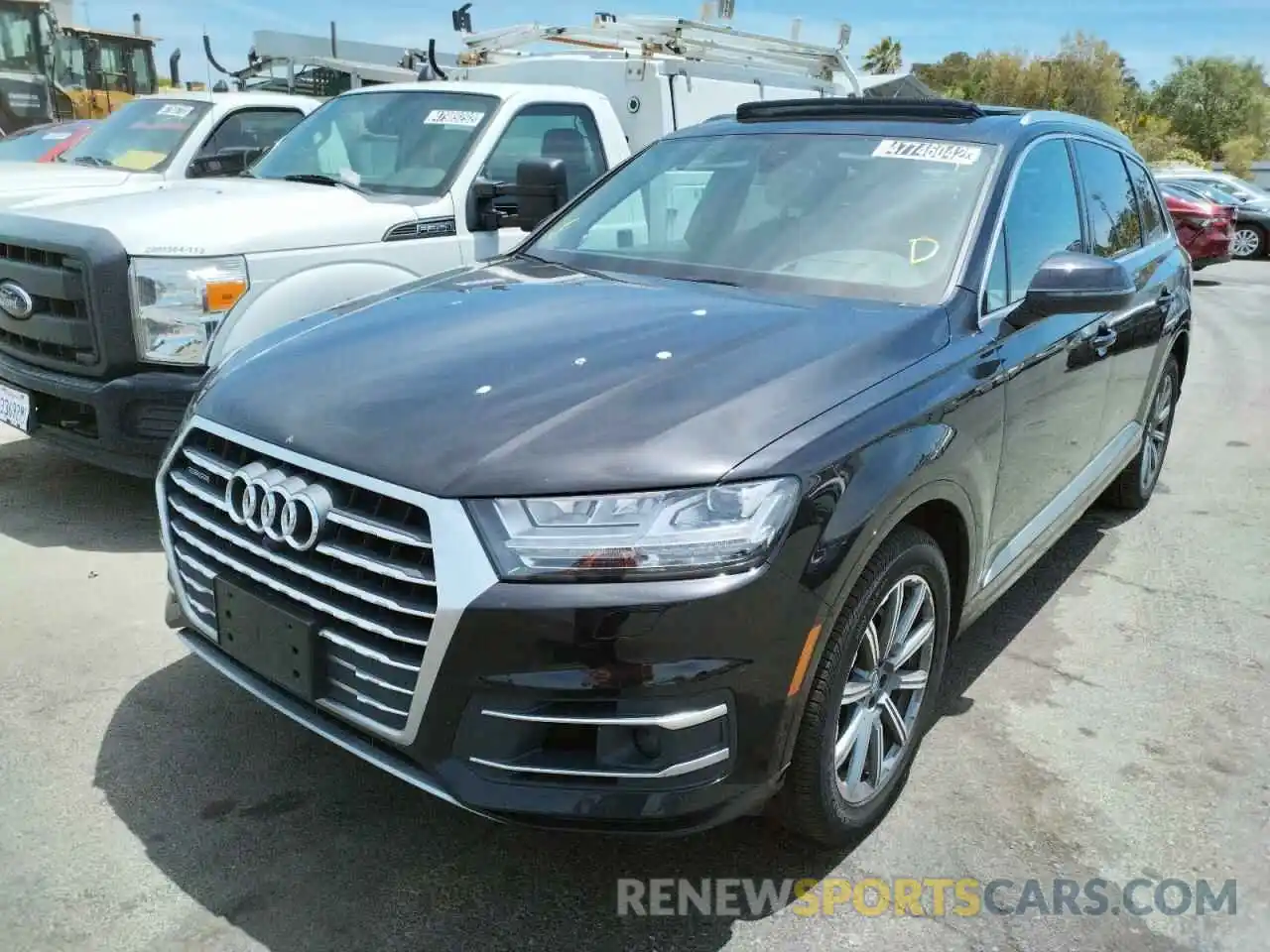 2 Фотография поврежденного автомобиля WA1VAAF70KD034782 AUDI Q7 2019