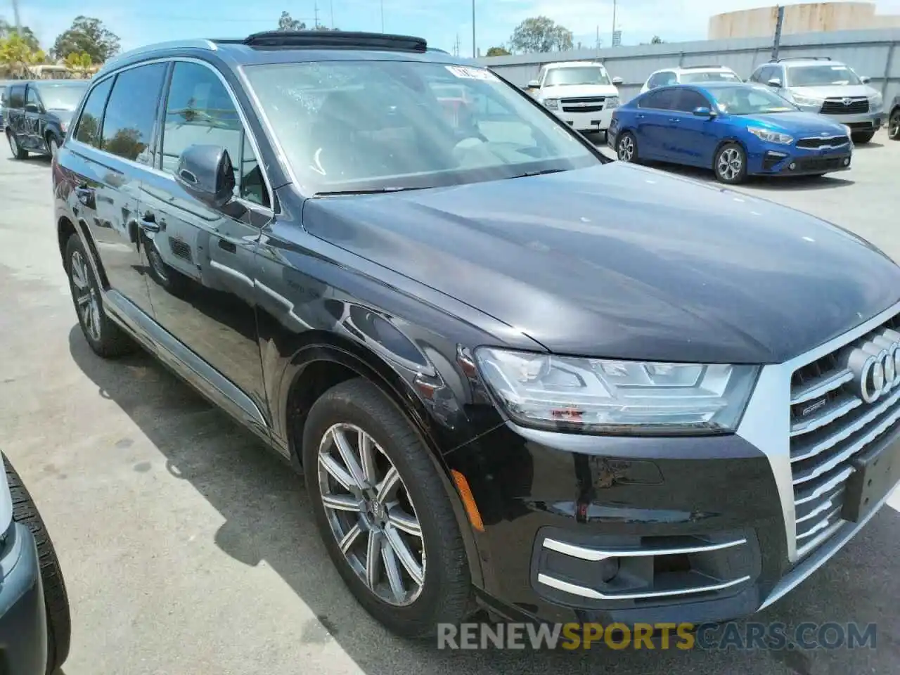 9 Photograph of a damaged car WA1VAAF70KD034782 AUDI Q7 2019