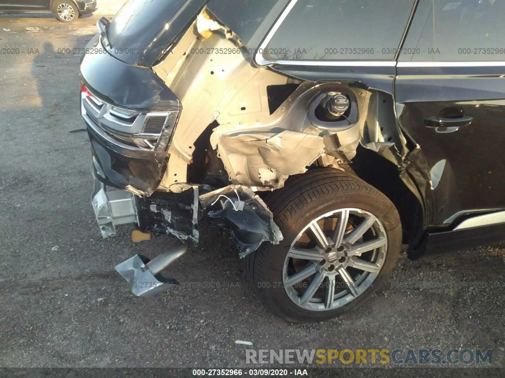 6 Photograph of a damaged car WA1VAAF71KD001287 AUDI Q7 2019