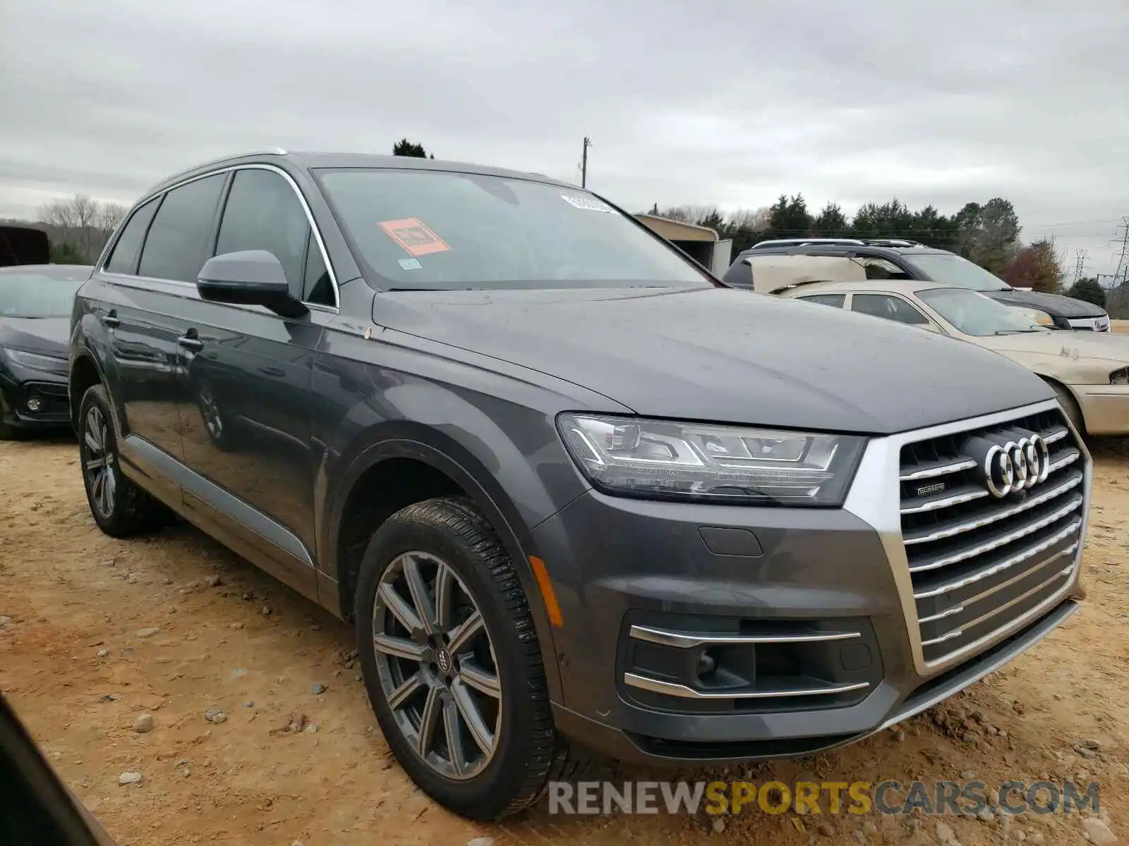 1 Photograph of a damaged car WA1VAAF71KD001693 AUDI Q7 2019