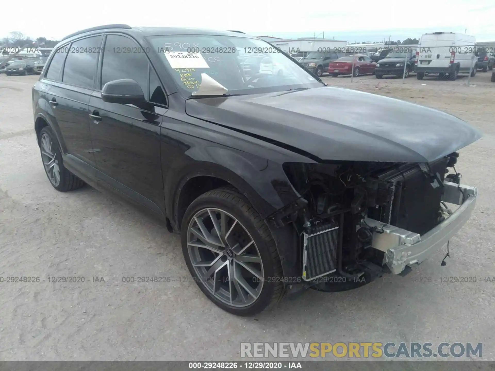 1 Photograph of a damaged car WA1VAAF71KD007316 AUDI Q7 2019