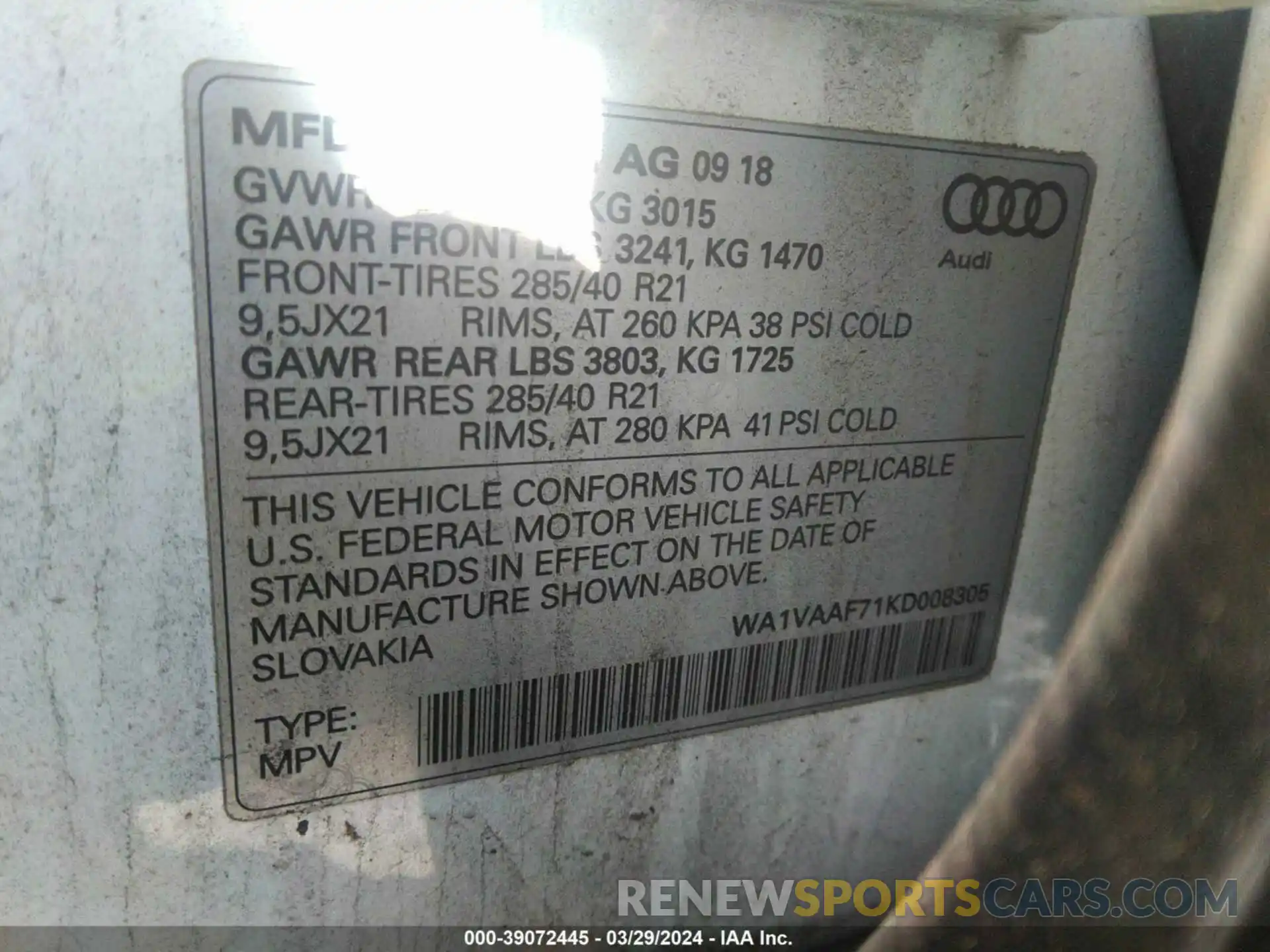 9 Фотография поврежденного автомобиля WA1VAAF71KD008305 AUDI Q7 2019