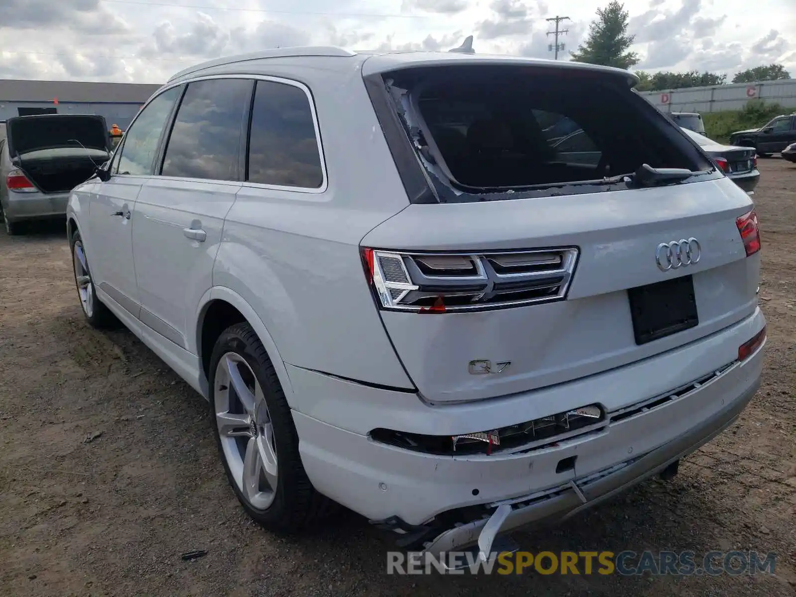 3 Фотография поврежденного автомобиля WA1VAAF71KD047962 AUDI Q7 2019