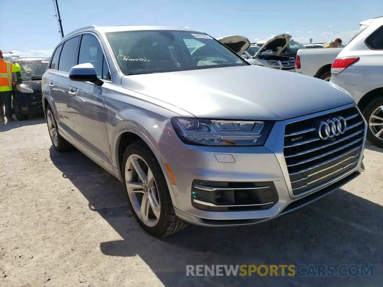 1 Photograph of a damaged car WA1VAAF72KD003842 AUDI Q7 2019