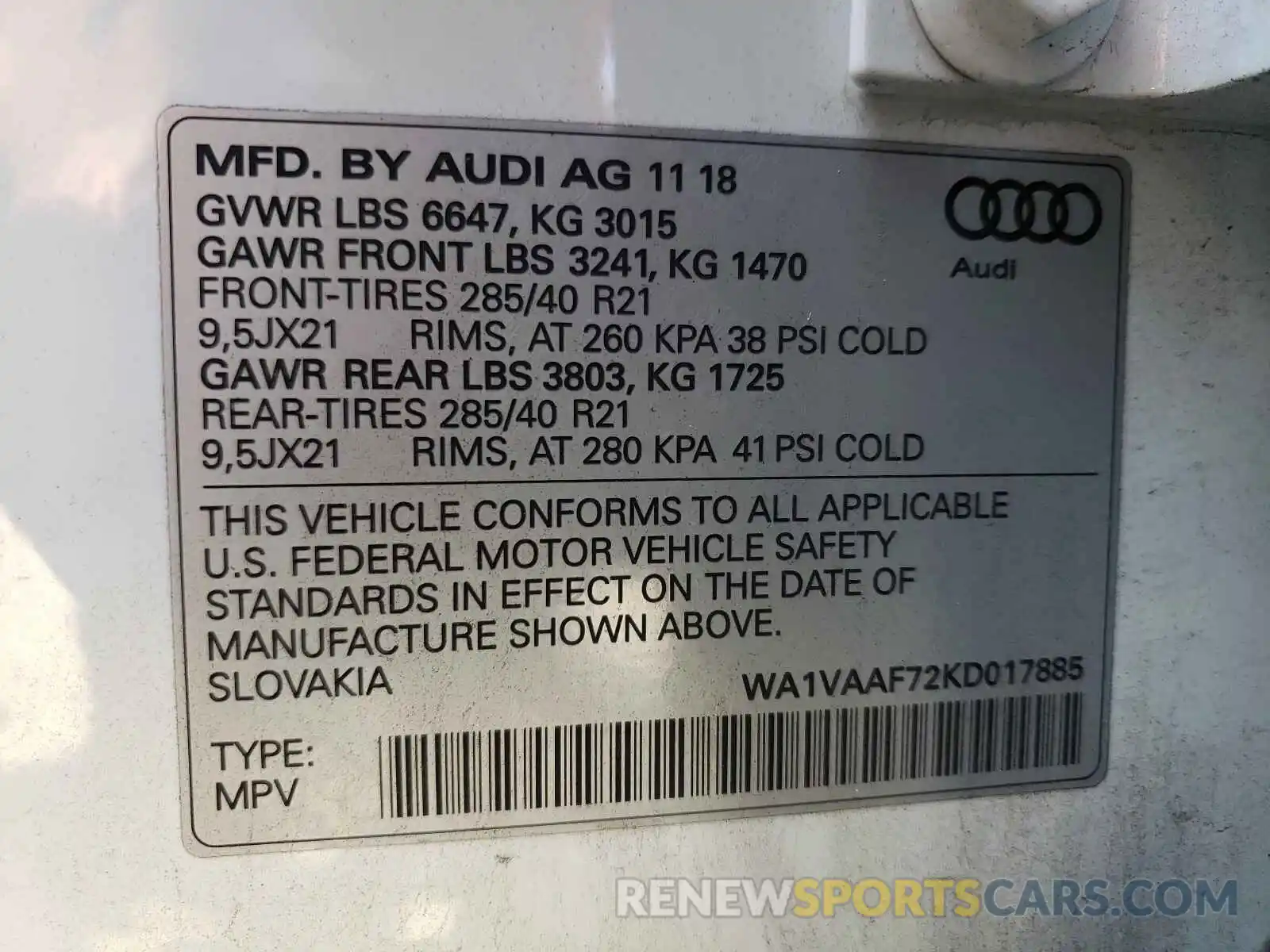 10 Photograph of a damaged car WA1VAAF72KD017885 AUDI Q7 2019