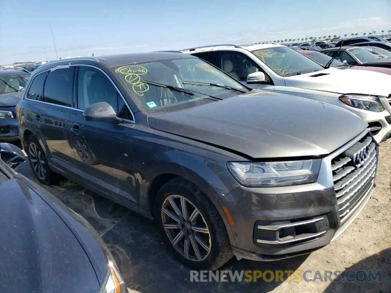 1 Photograph of a damaged car WA1VAAF72KD022777 AUDI Q7 2019