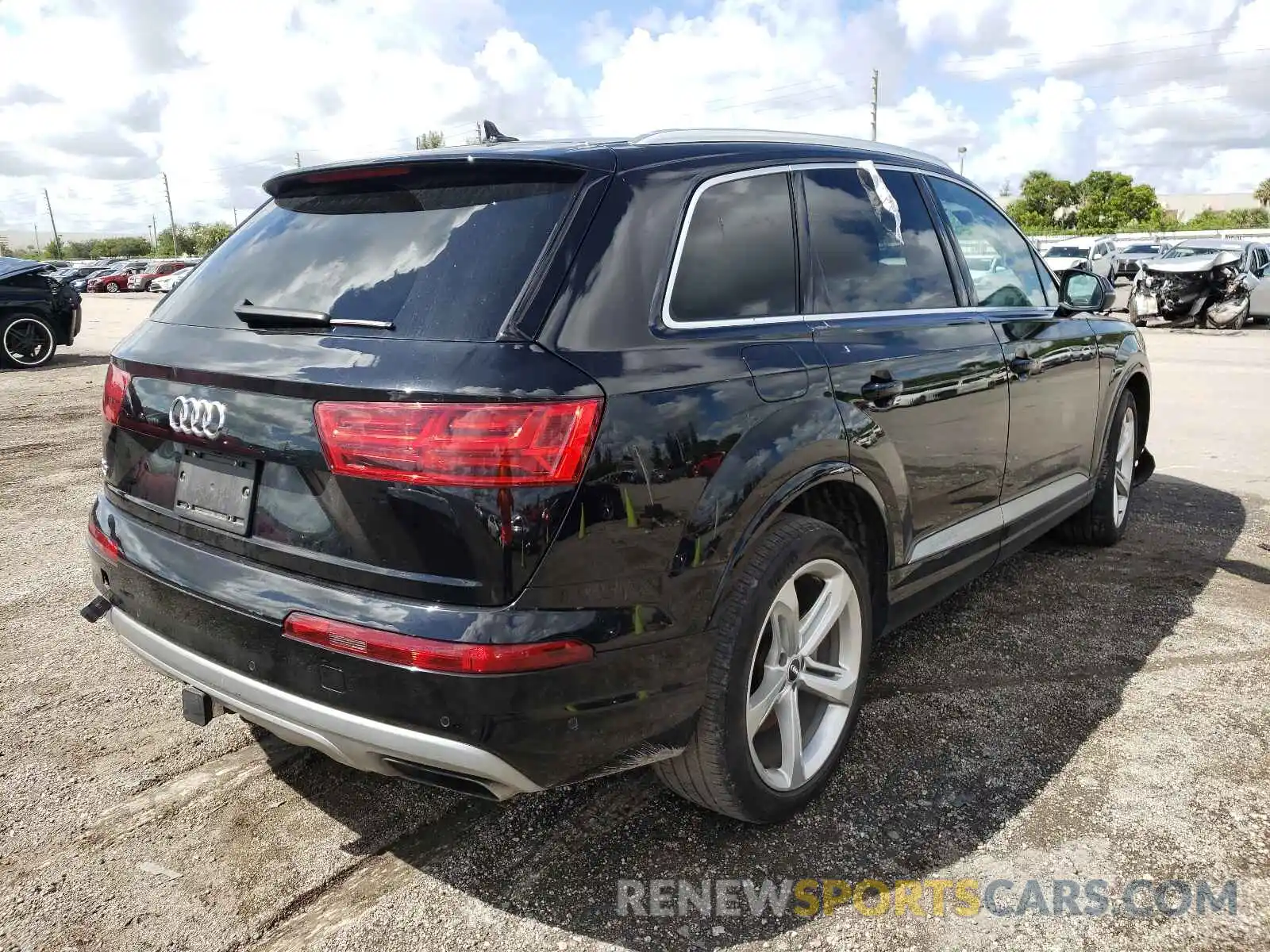 4 Фотография поврежденного автомобиля WA1VAAF72KD023606 AUDI Q7 2019