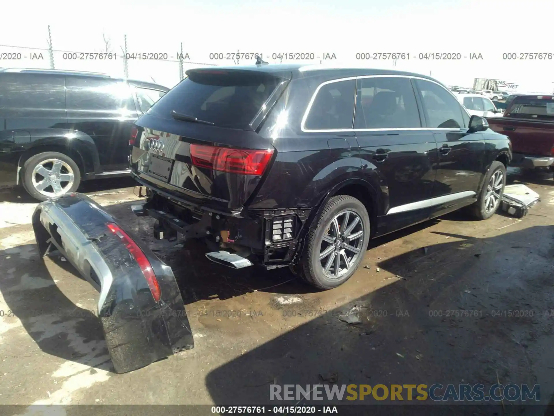 4 Photograph of a damaged car WA1VAAF72KD024349 AUDI Q7 2019