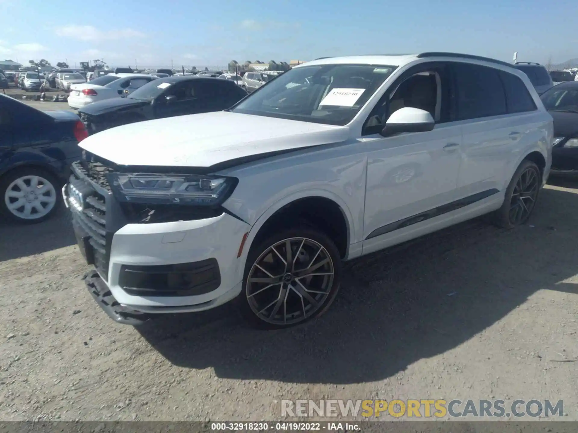 2 Фотография поврежденного автомобиля WA1VAAF72KD026277 AUDI Q7 2019