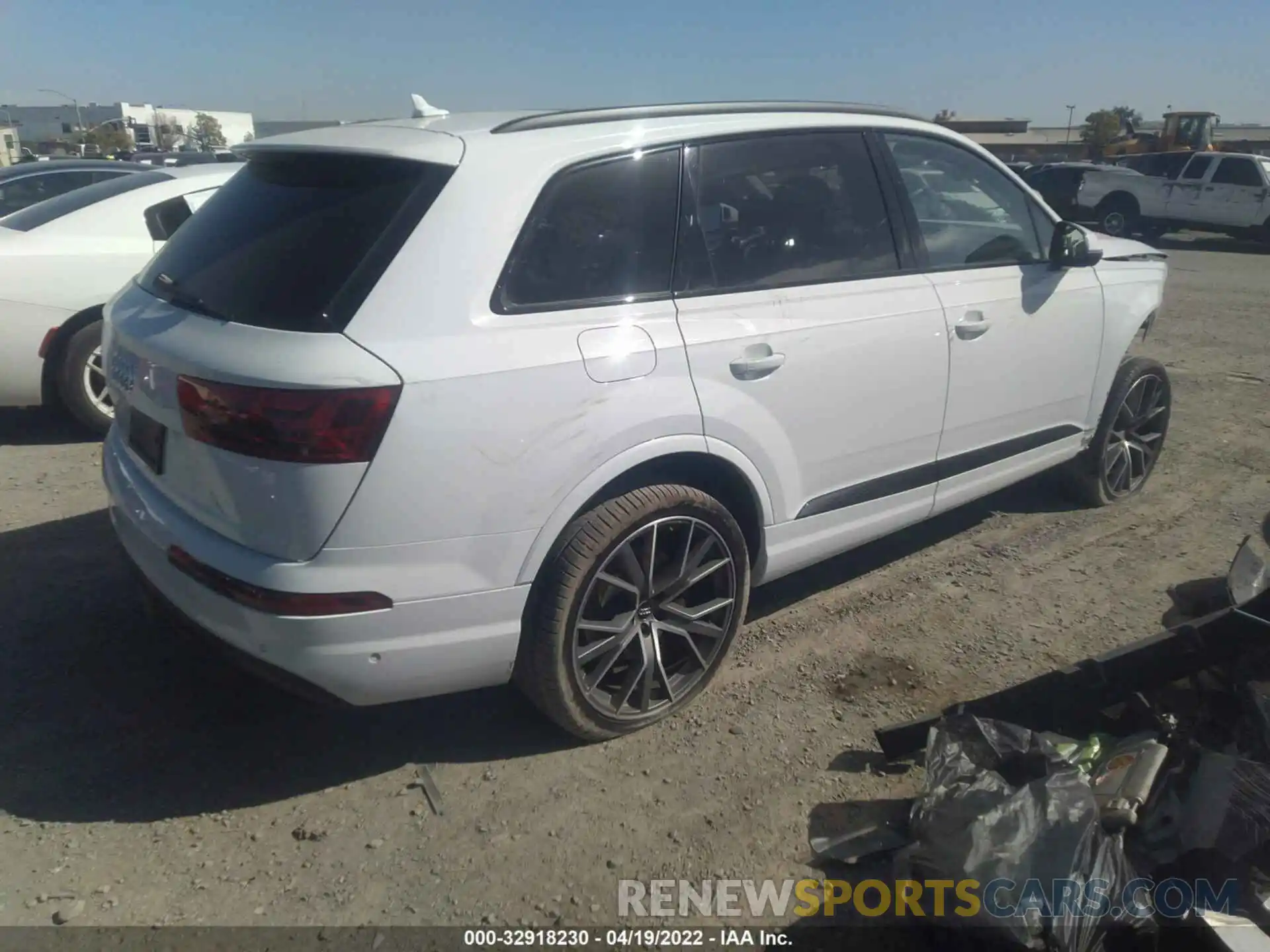 4 Фотография поврежденного автомобиля WA1VAAF72KD026277 AUDI Q7 2019