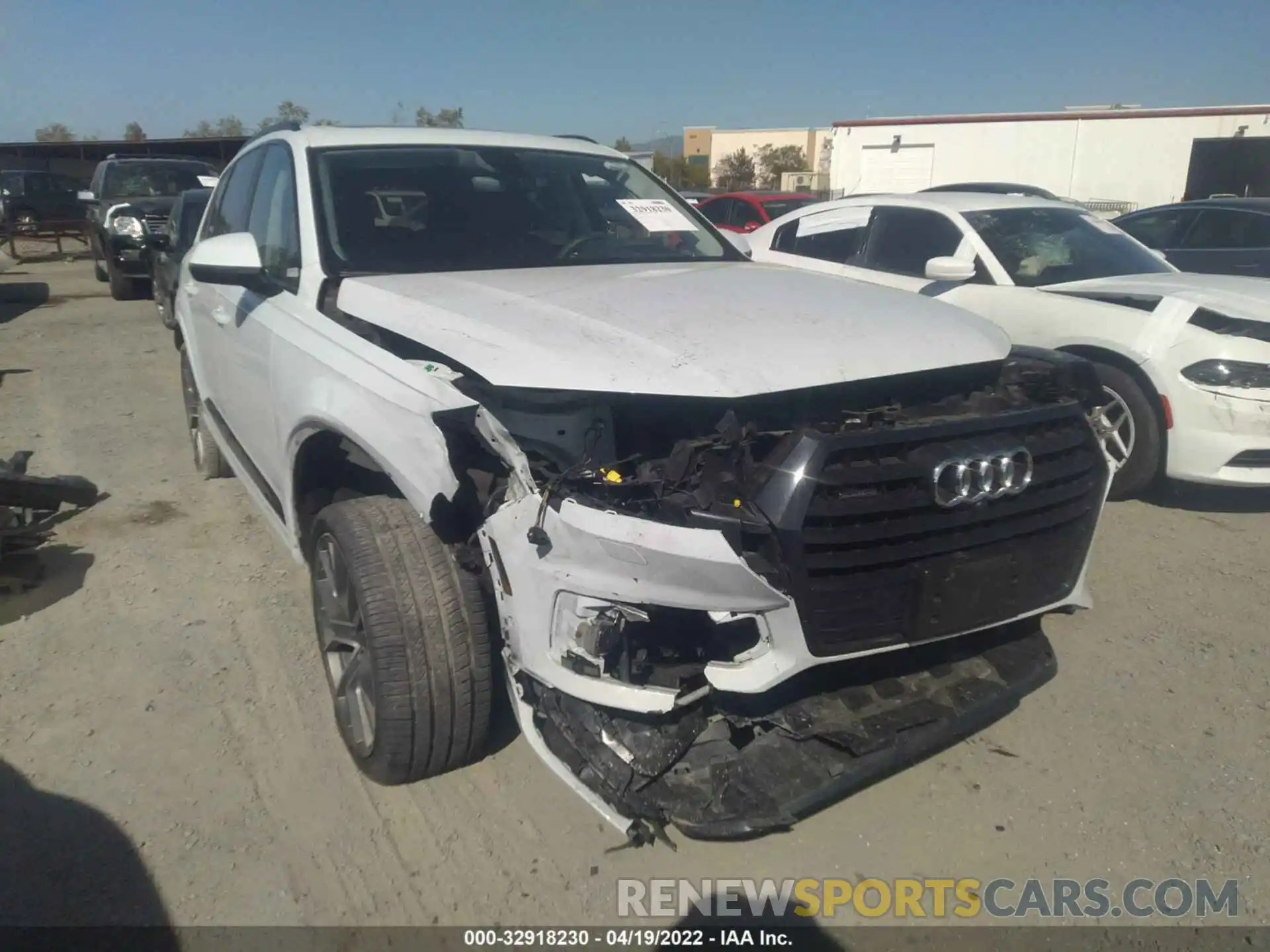 6 Фотография поврежденного автомобиля WA1VAAF72KD026277 AUDI Q7 2019