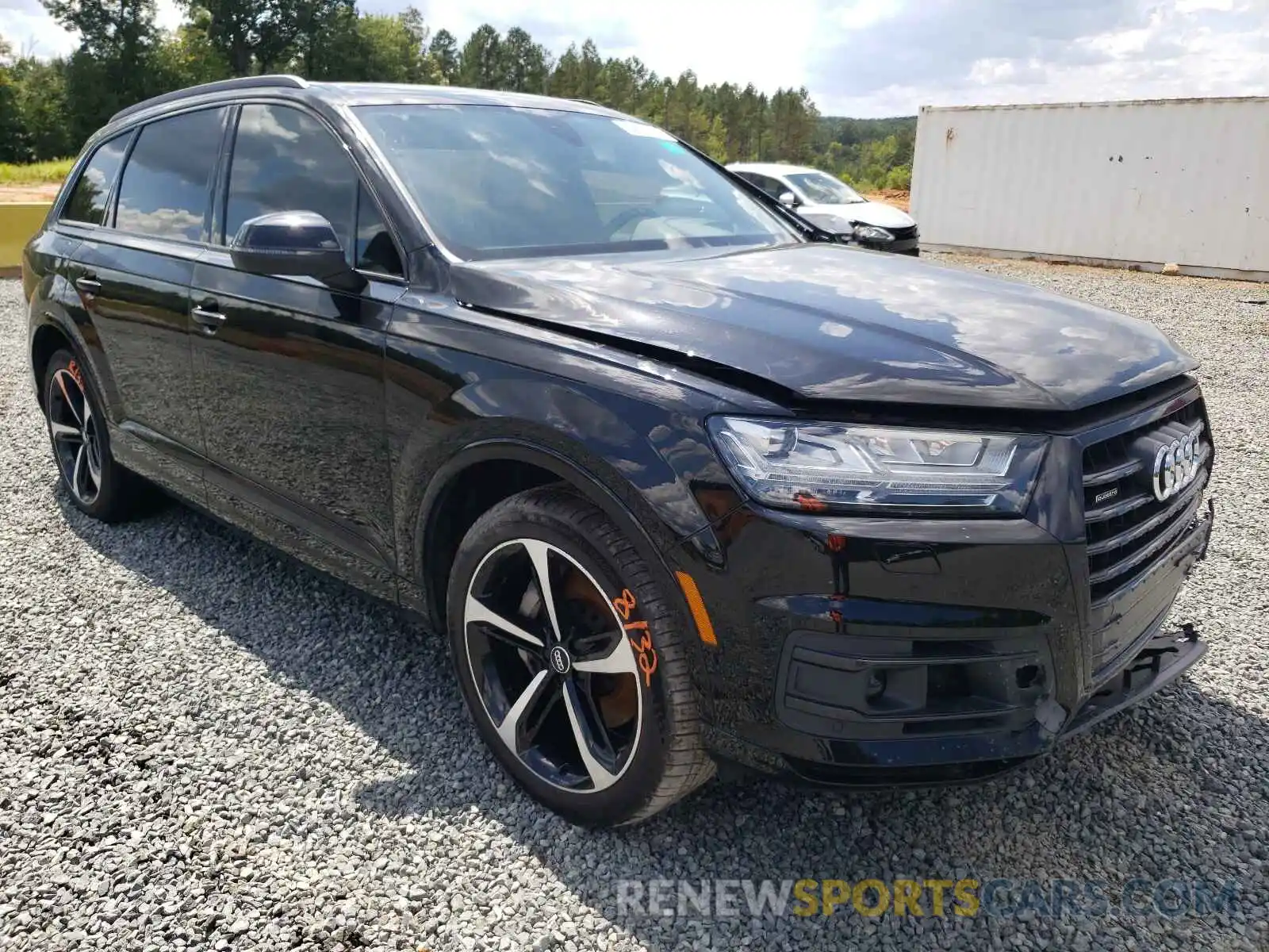 1 Photograph of a damaged car WA1VAAF72KD030510 AUDI Q7 2019