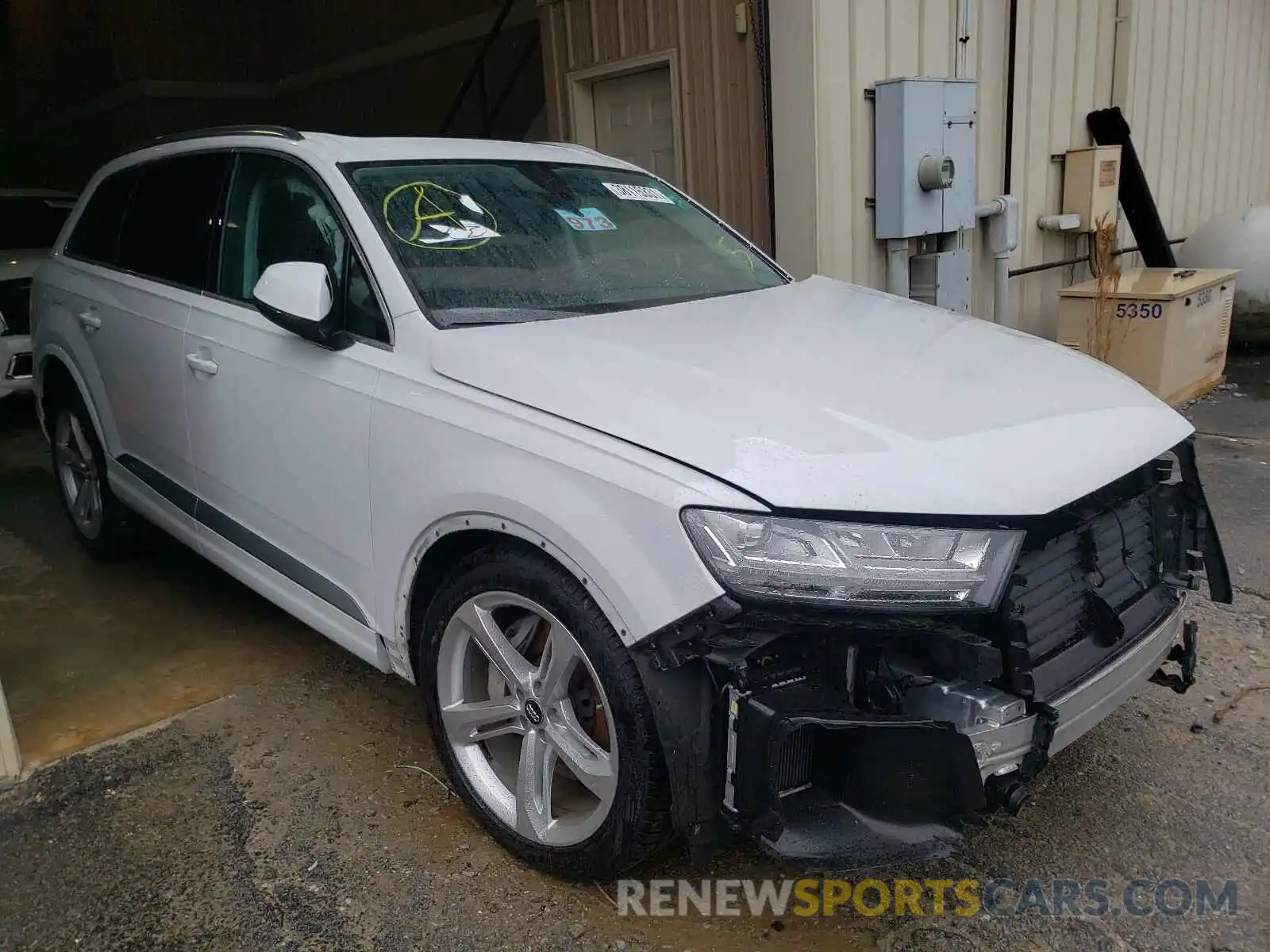 1 Photograph of a damaged car WA1VAAF73KD003929 AUDI Q7 2019