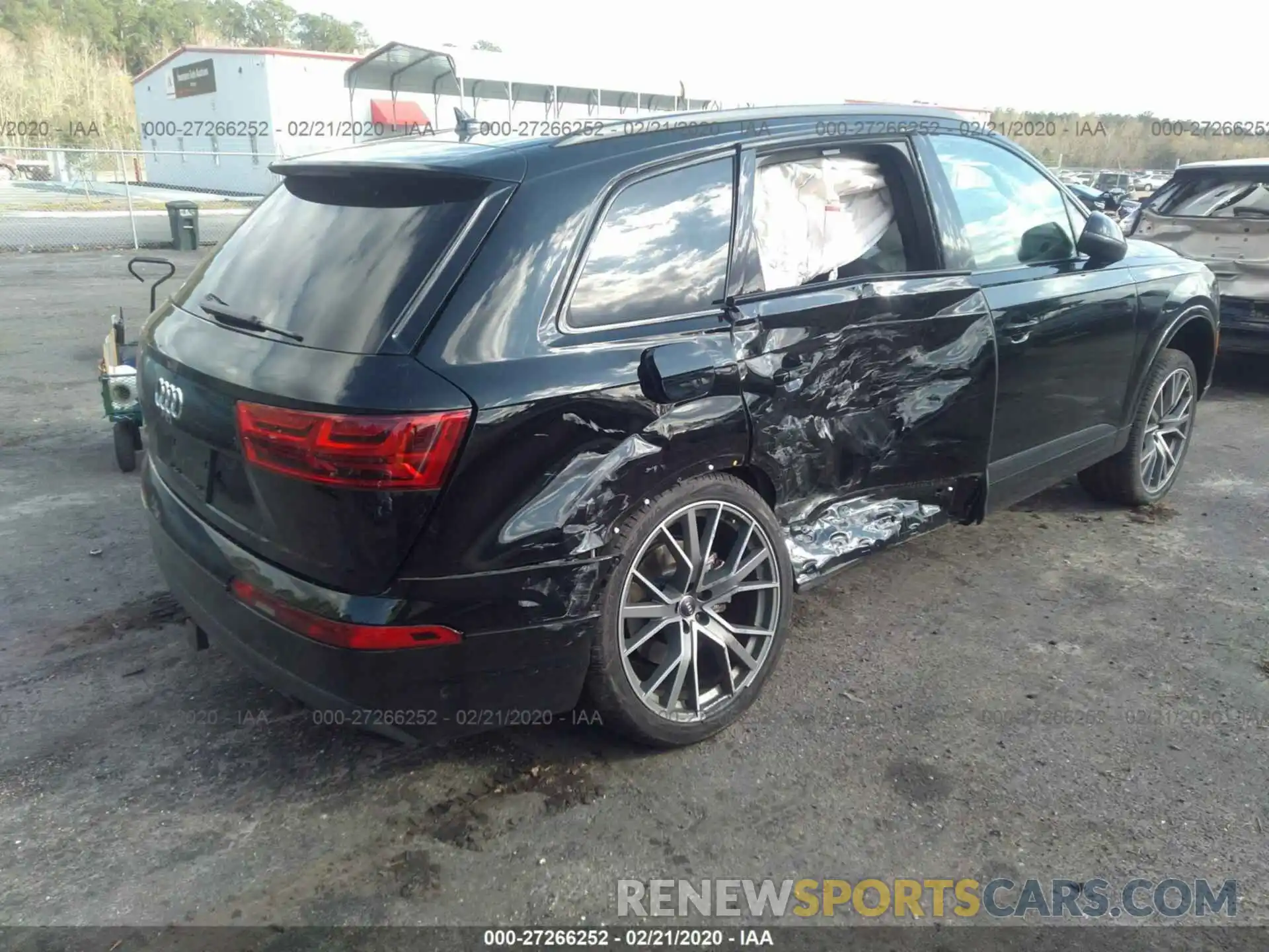 4 Фотография поврежденного автомобиля WA1VAAF73KD007155 AUDI Q7 2019