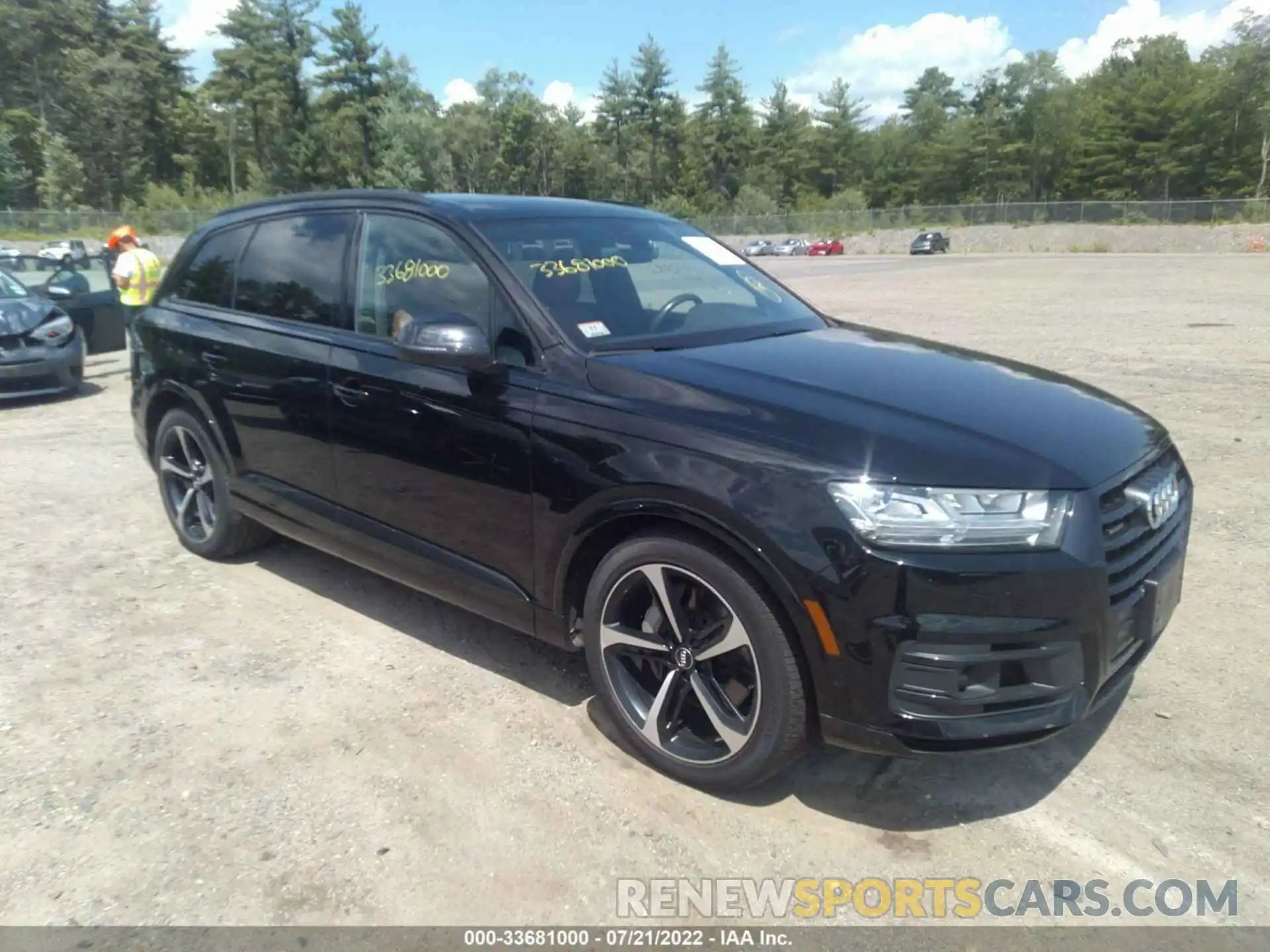 1 Photograph of a damaged car WA1VAAF73KD013294 AUDI Q7 2019