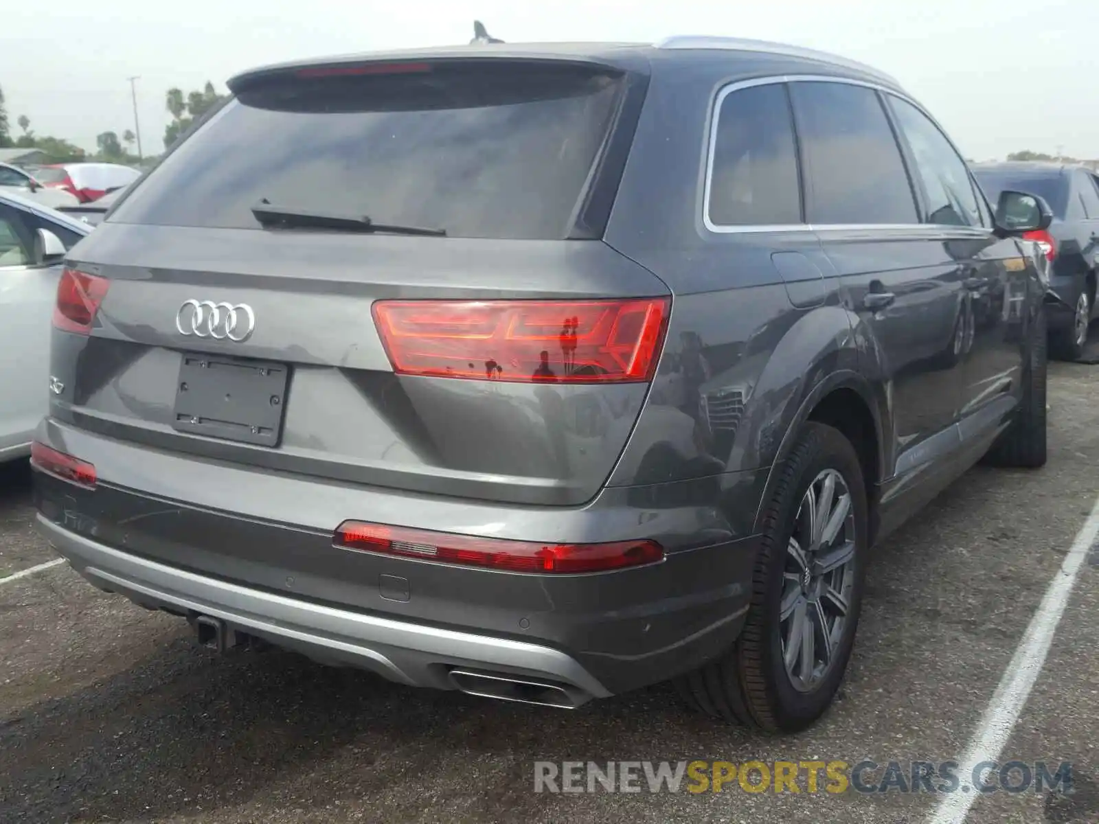 4 Фотография поврежденного автомобиля WA1VAAF73KD017572 AUDI Q7 2019