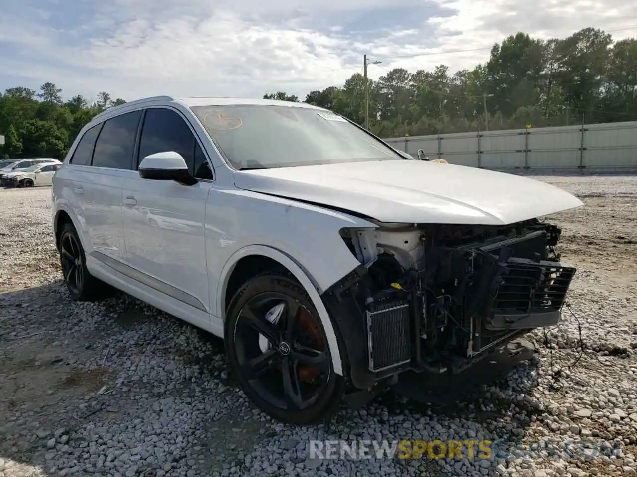 1 Photograph of a damaged car WA1VAAF74KD012638 AUDI Q7 2019