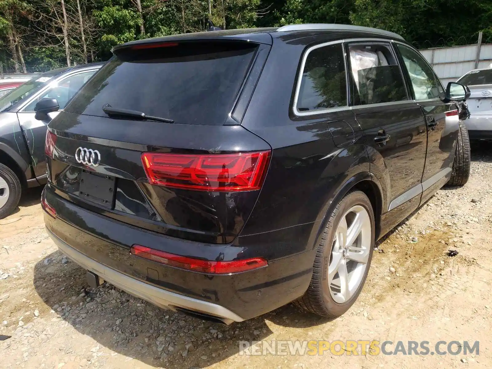 4 Photograph of a damaged car WA1VAAF74KD016785 AUDI Q7 2019