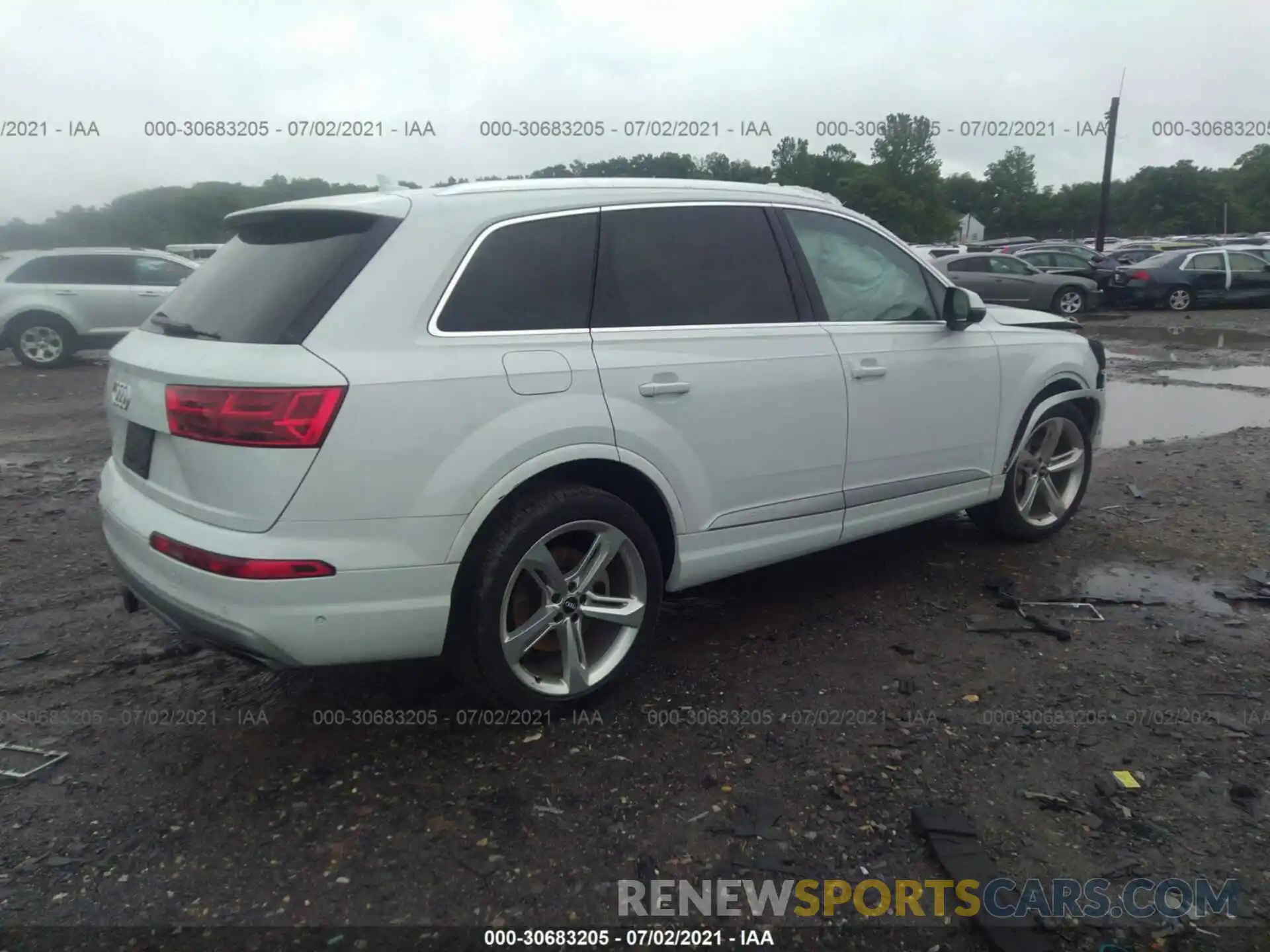 4 Фотография поврежденного автомобиля WA1VAAF74KD020402 AUDI Q7 2019