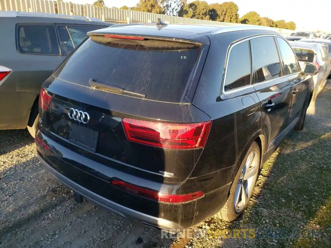 4 Photograph of a damaged car WA1VAAF74KD029729 AUDI Q7 2019