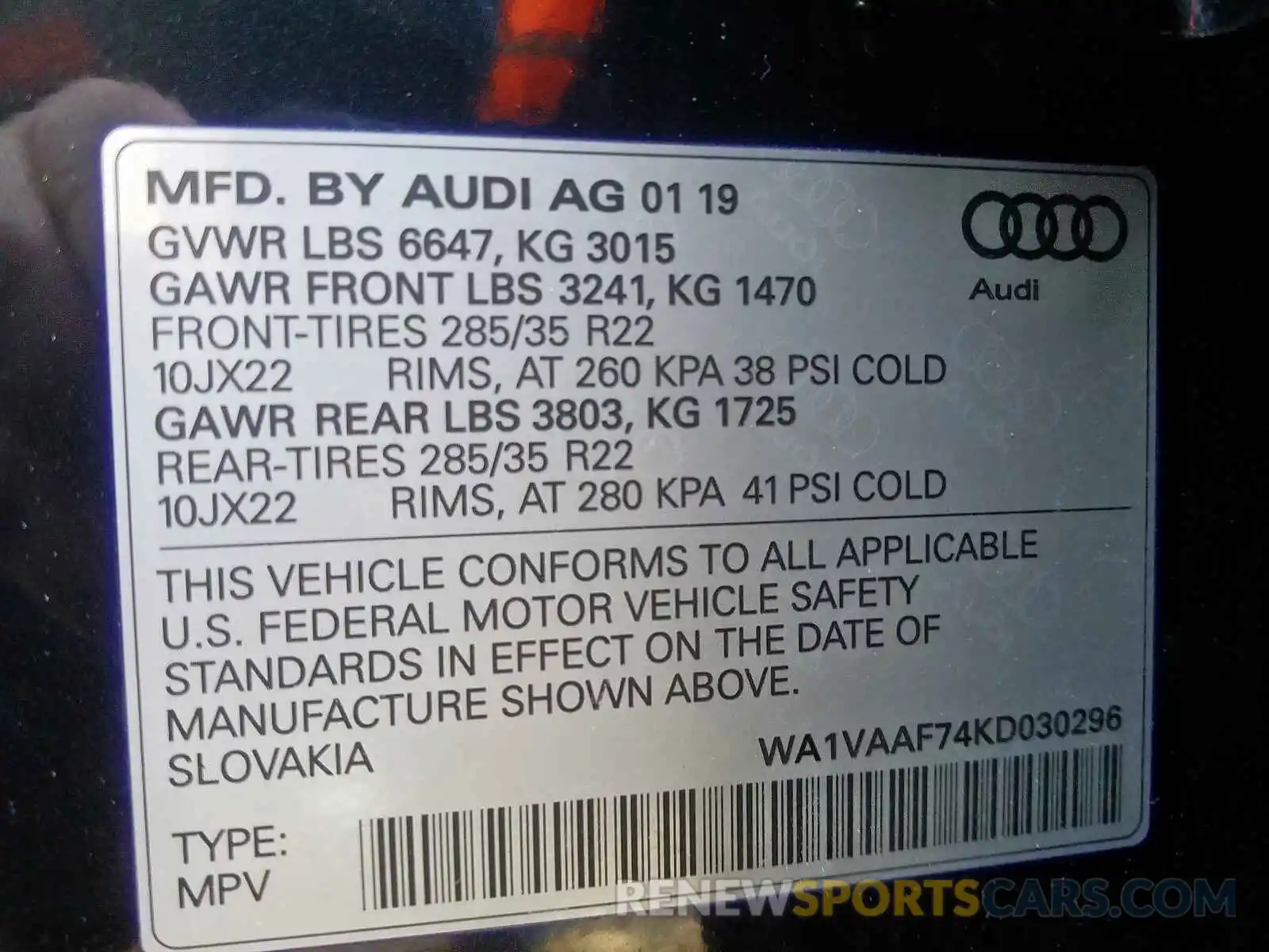 10 Photograph of a damaged car WA1VAAF74KD030296 AUDI Q7 2019