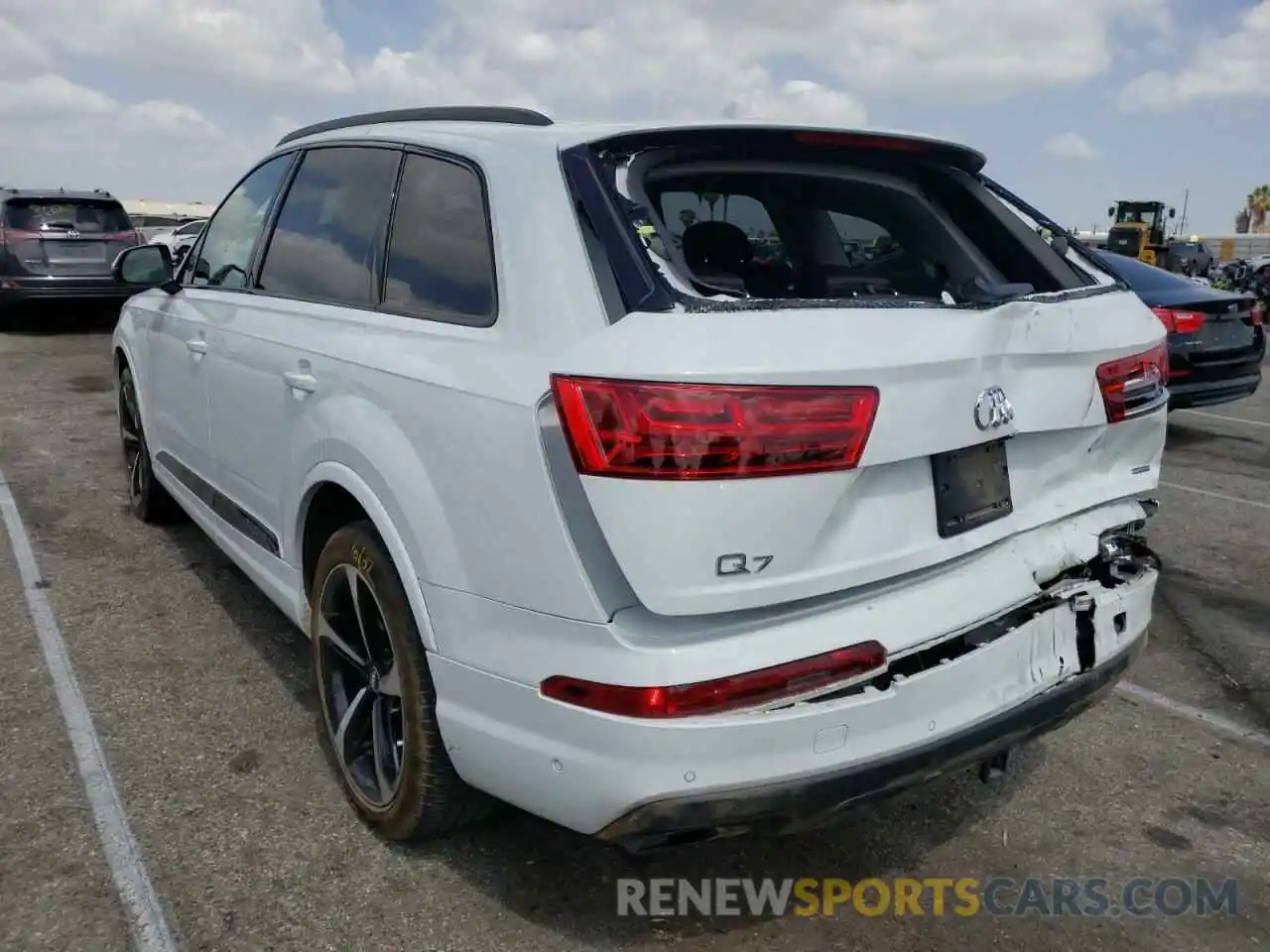 3 Фотография поврежденного автомобиля WA1VAAF74KD032596 AUDI Q7 2019