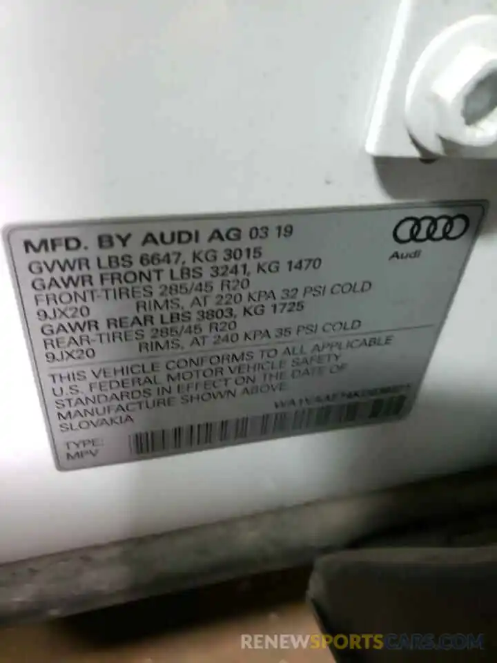 10 Photograph of a damaged car WA1VAAF74KD039371 AUDI Q7 2019