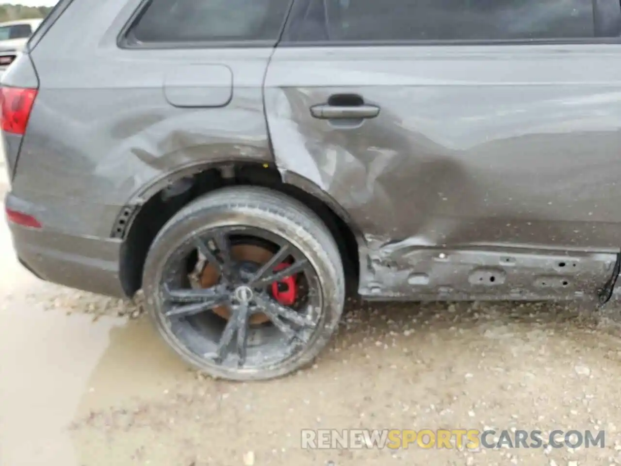 9 Photograph of a damaged car WA1VAAF74KD047065 AUDI Q7 2019