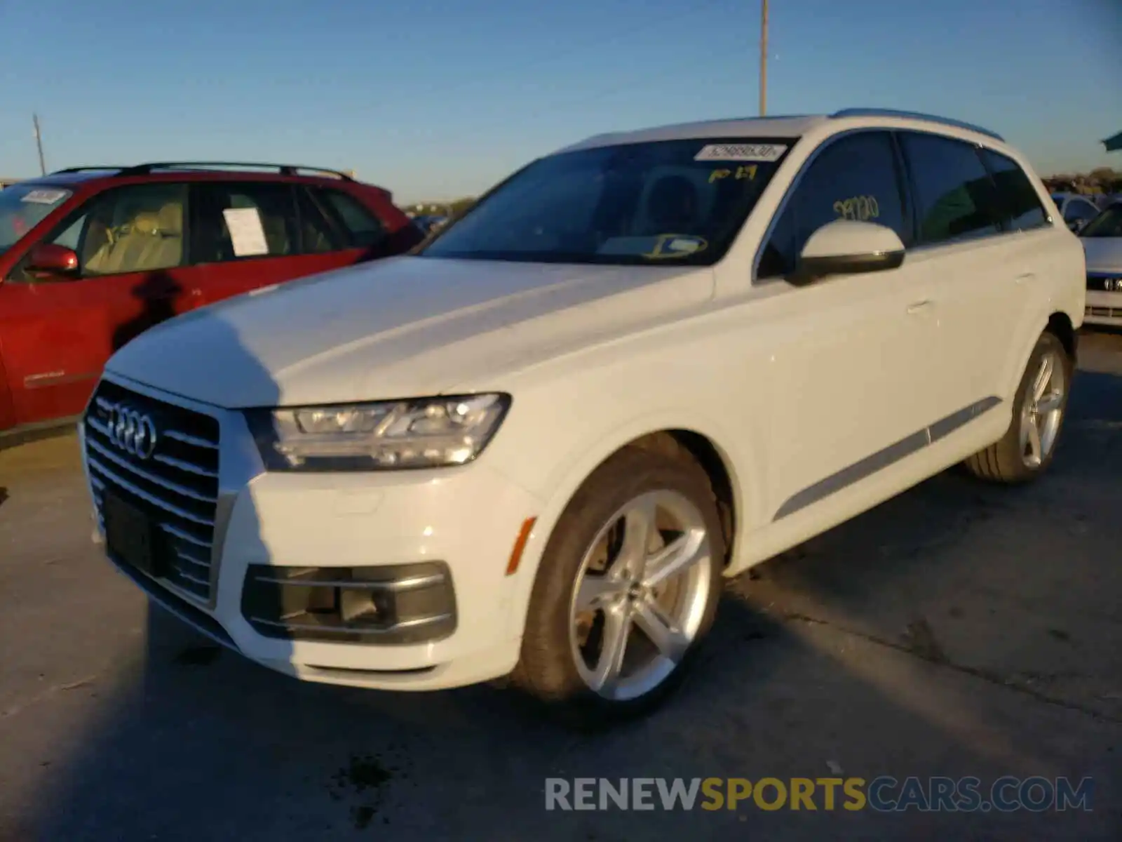 2 Photograph of a damaged car WA1VAAF75KD010350 AUDI Q7 2019