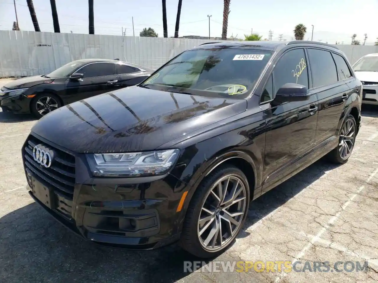 2 Photograph of a damaged car WA1VAAF75KD010865 AUDI Q7 2019