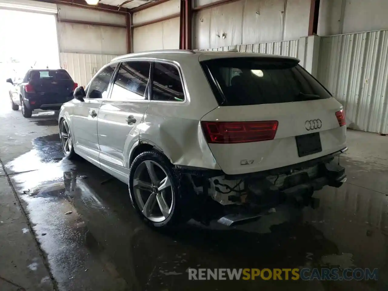 3 Photograph of a damaged car WA1VAAF75KD027438 AUDI Q7 2019