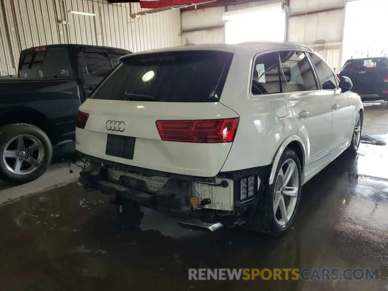 4 Фотография поврежденного автомобиля WA1VAAF75KD027438 AUDI Q7 2019