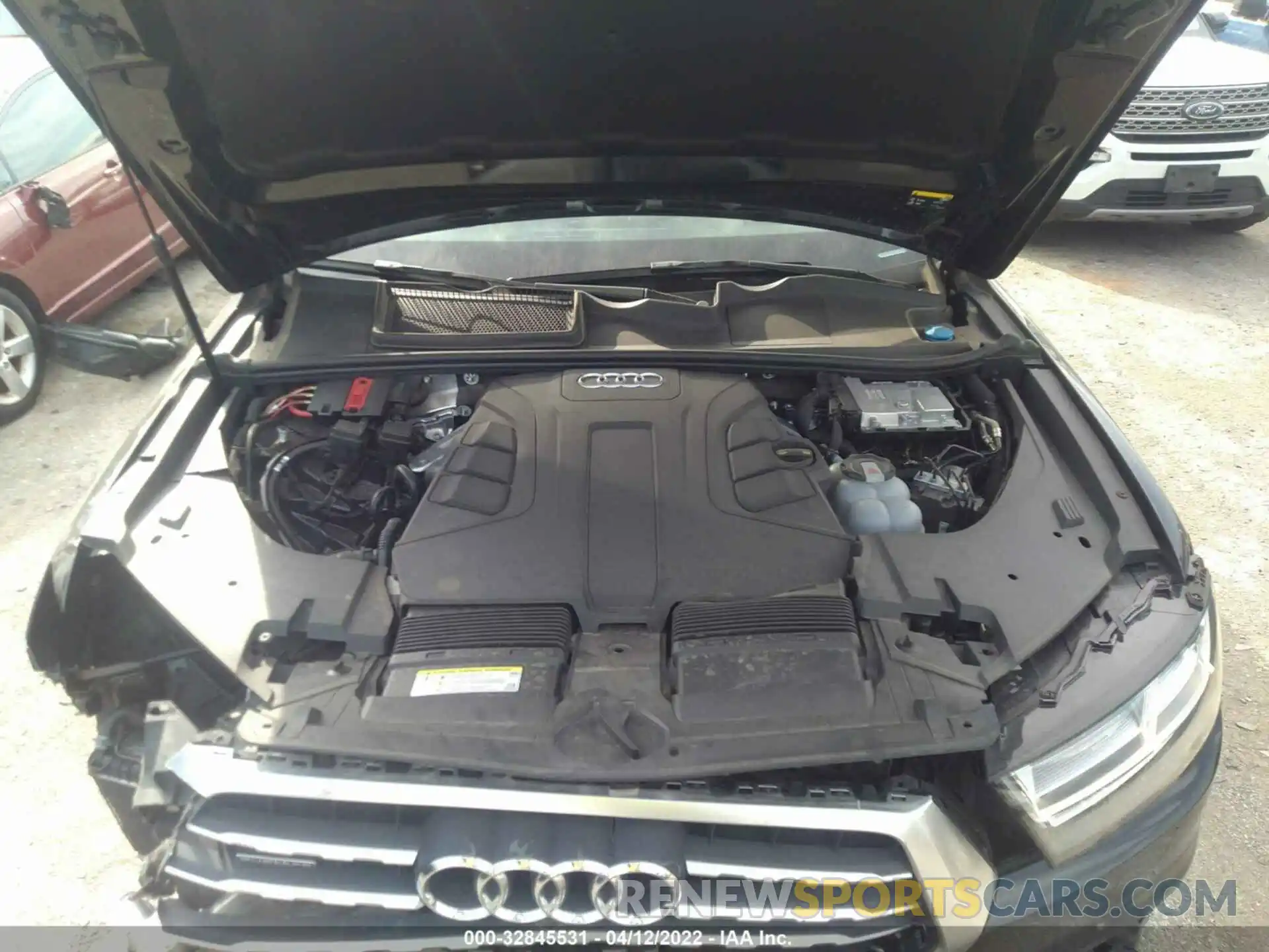 10 Фотография поврежденного автомобиля WA1VAAF75KD030243 AUDI Q7 2019