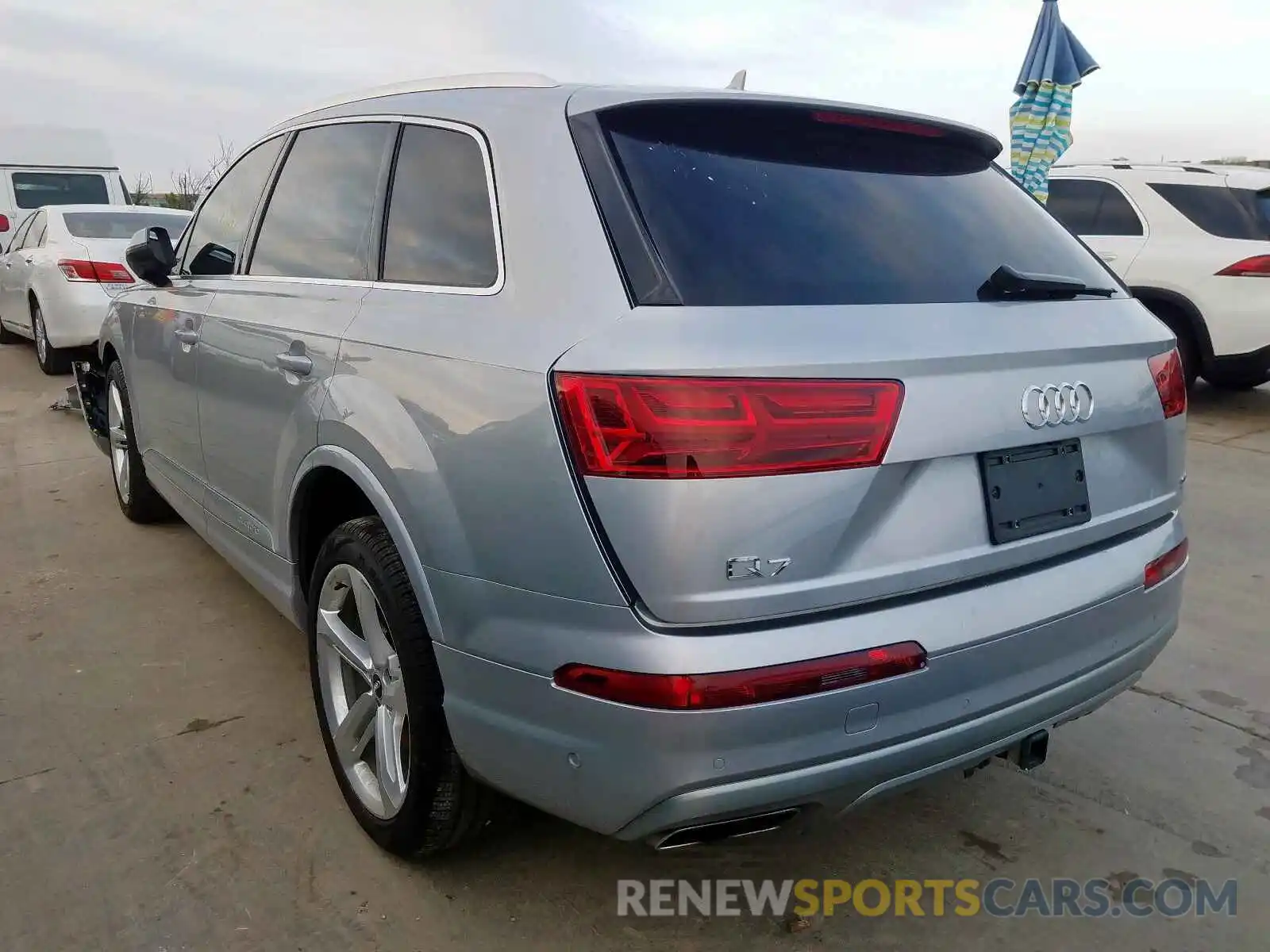 3 Фотография поврежденного автомобиля WA1VAAF75KD037211 AUDI Q7 2019